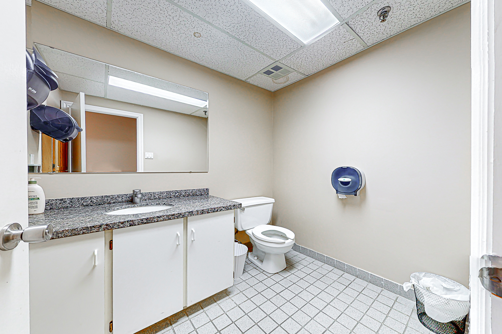 335 Renfrew Drive, Markham, ON L3R 9S9, Canada