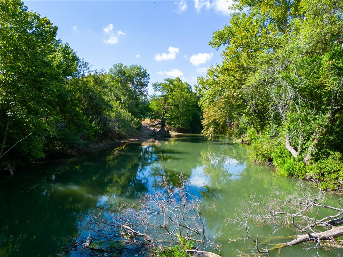 Belmont River Ranch, Belmont, TX 78629