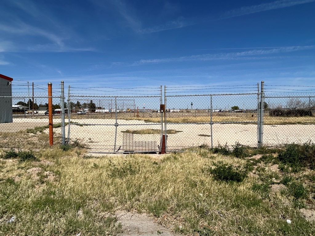 1800 N Front St, 1800 North Front Street, Fort Stockton, TX 79735