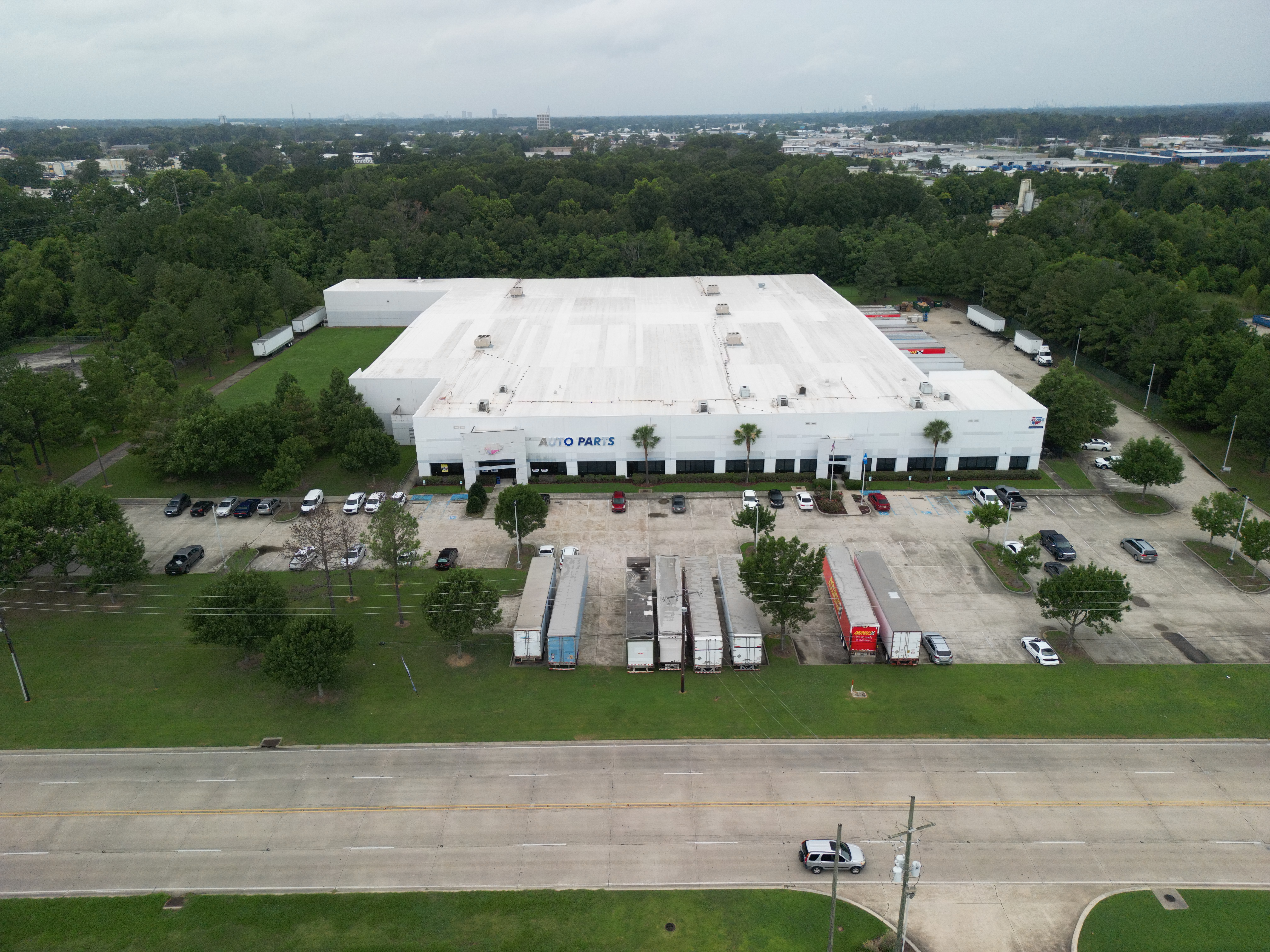 2001 Oak Villa Boulevard, Baton Rouge, LA 70815