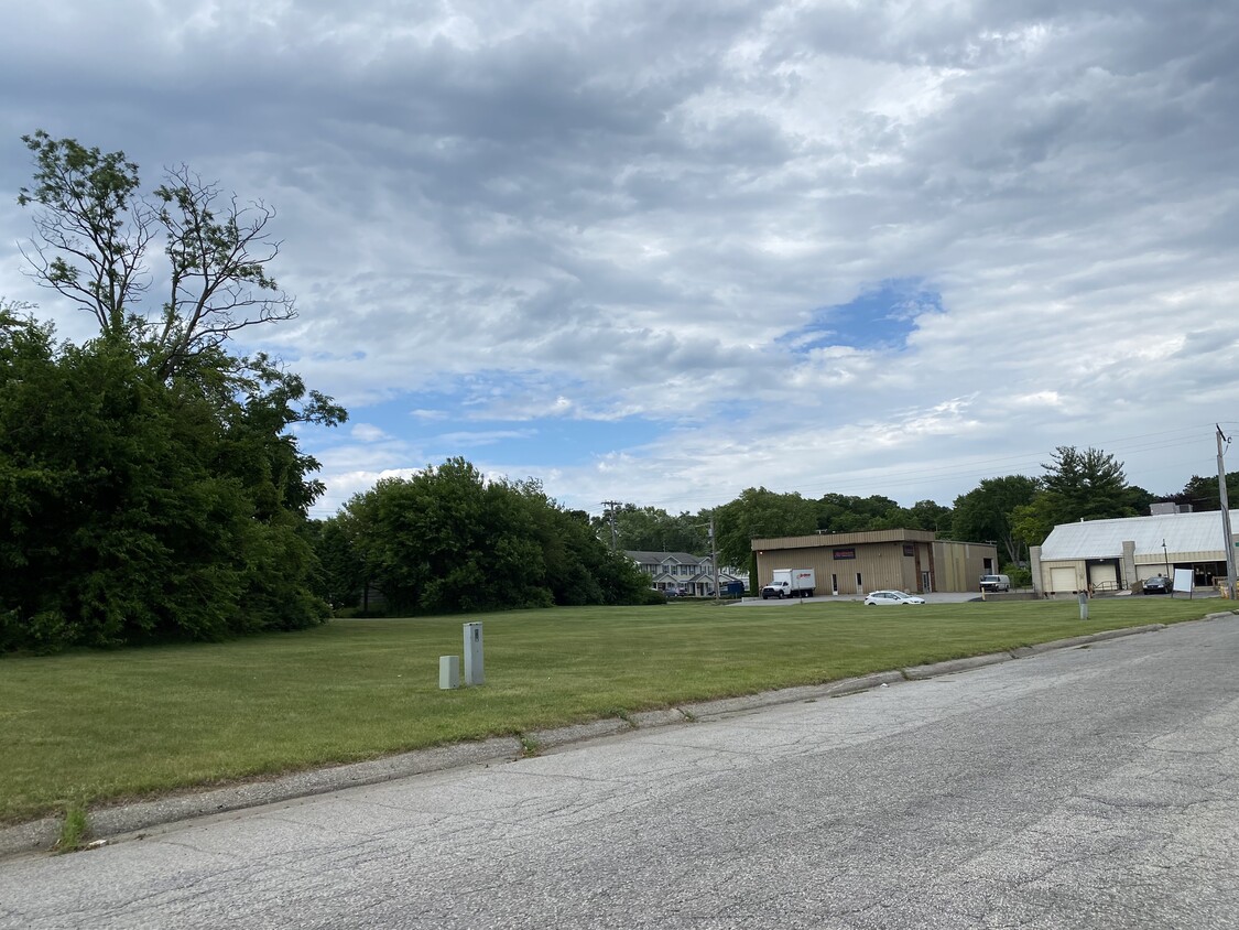 Multi-Family Zoned Lots UR Urban Residential, 1705 Firestone Lane, Valparaiso, IN 46383