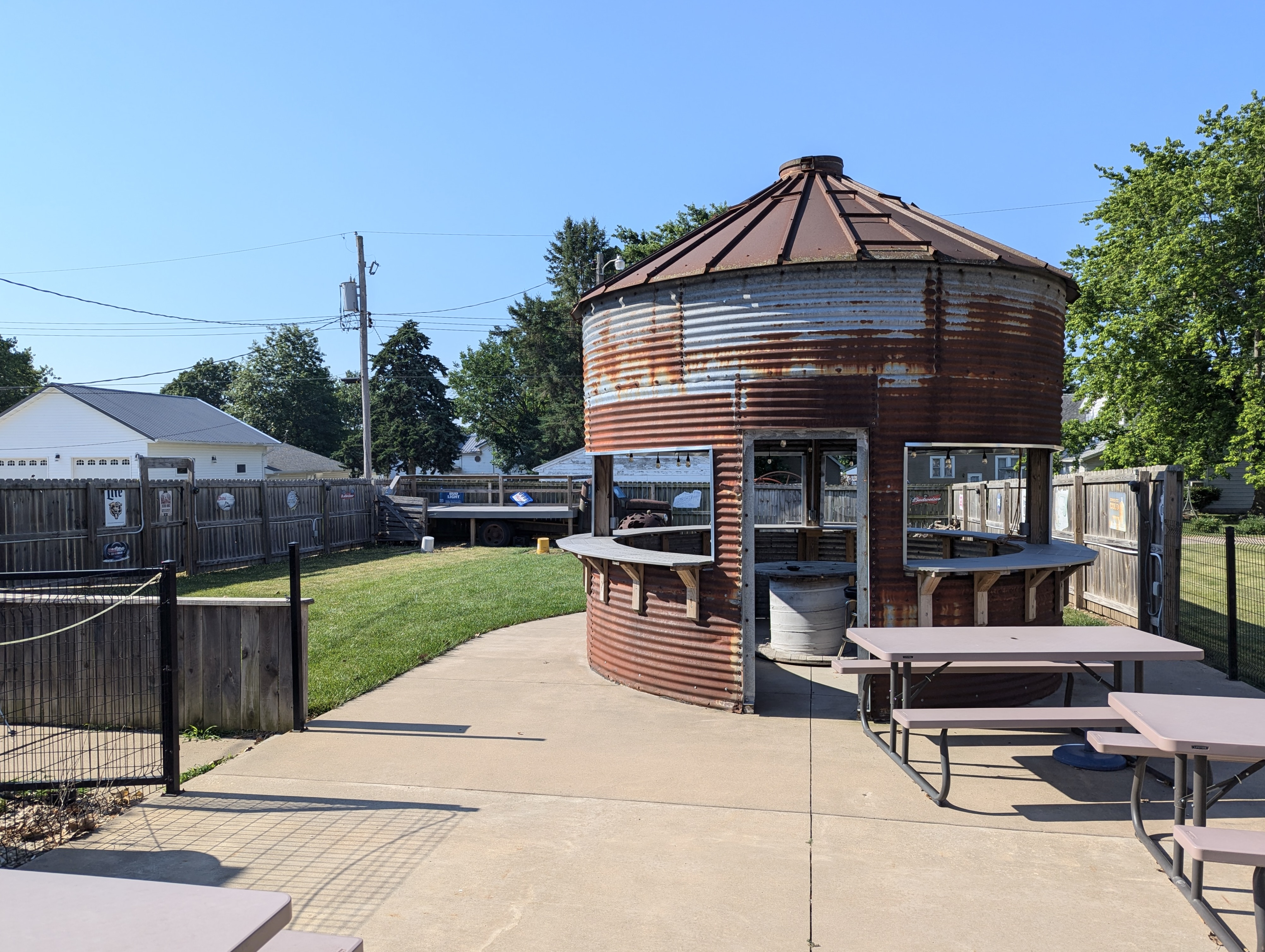 112 E Knoxville Street, 112 E KNOXVILLE Street, Brimfield, IL 61517