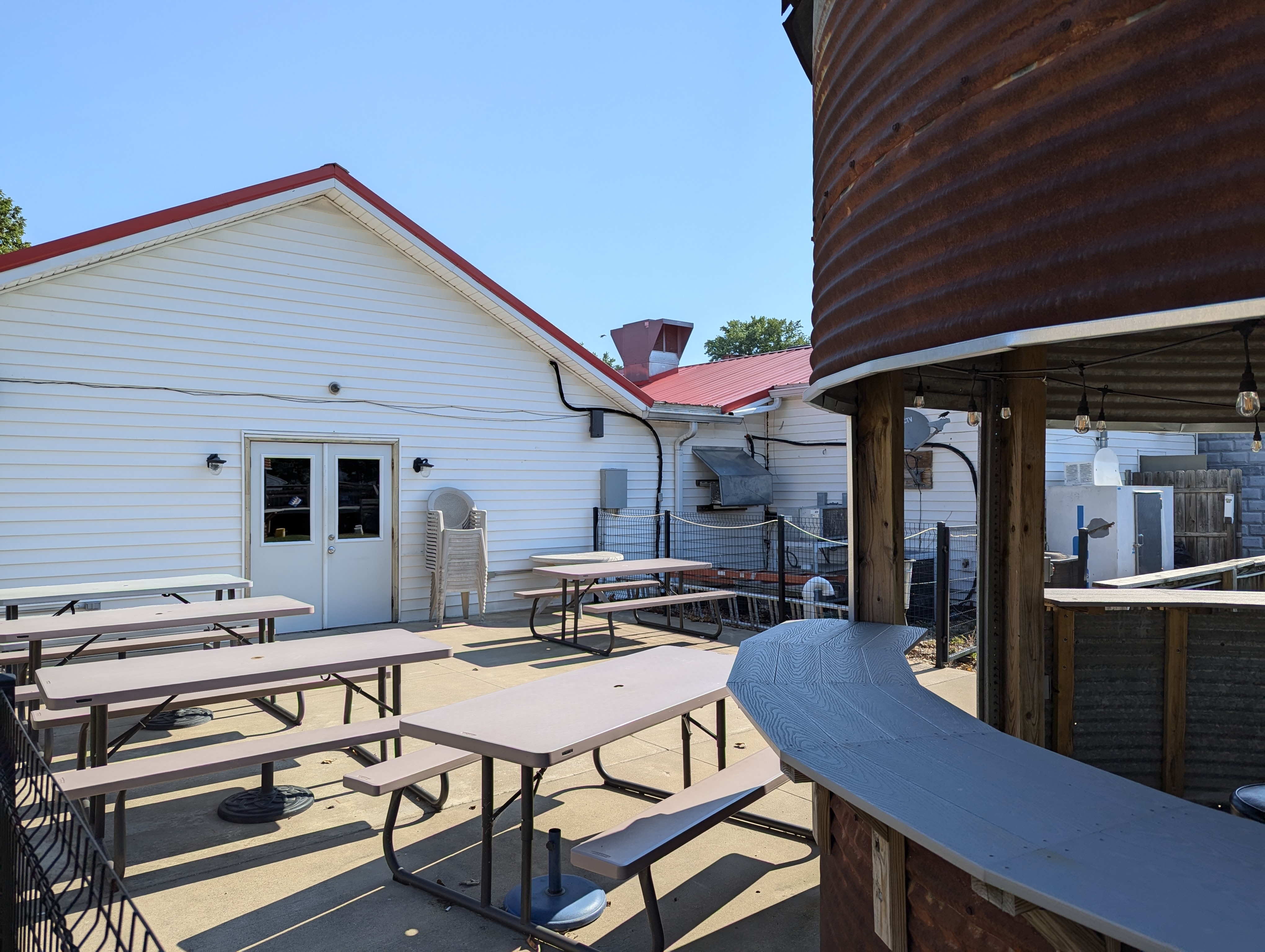 112 E Knoxville Street, 112 E KNOXVILLE Street, Brimfield, IL 61517