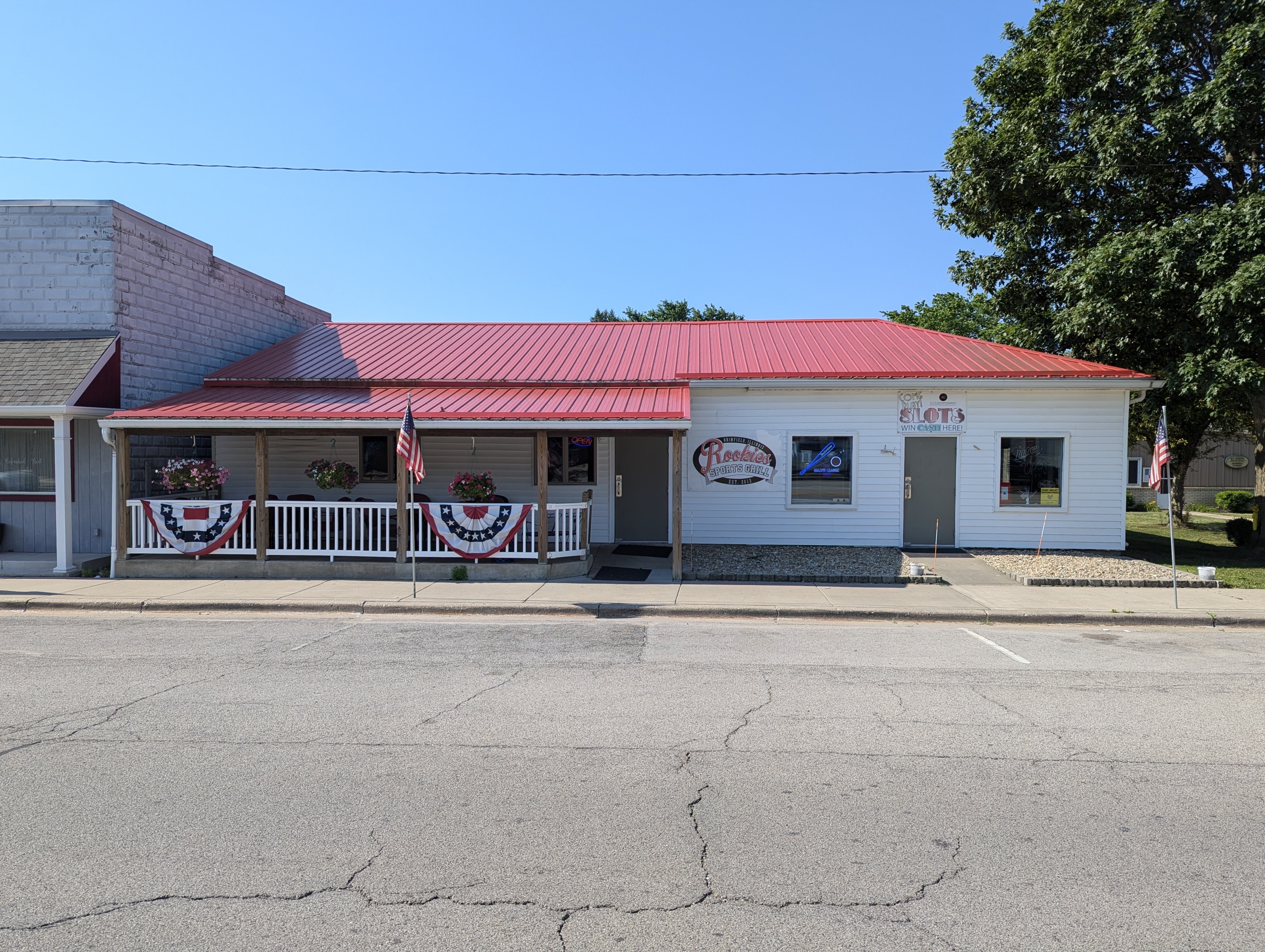 112 E Knoxville Street, 112 E KNOXVILLE Street, Brimfield, IL 61517