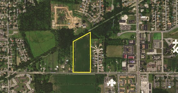 WONDERFULLY POSITIONED ACREAGE PROPERTY IN PORTAGE TOWNSHIP
