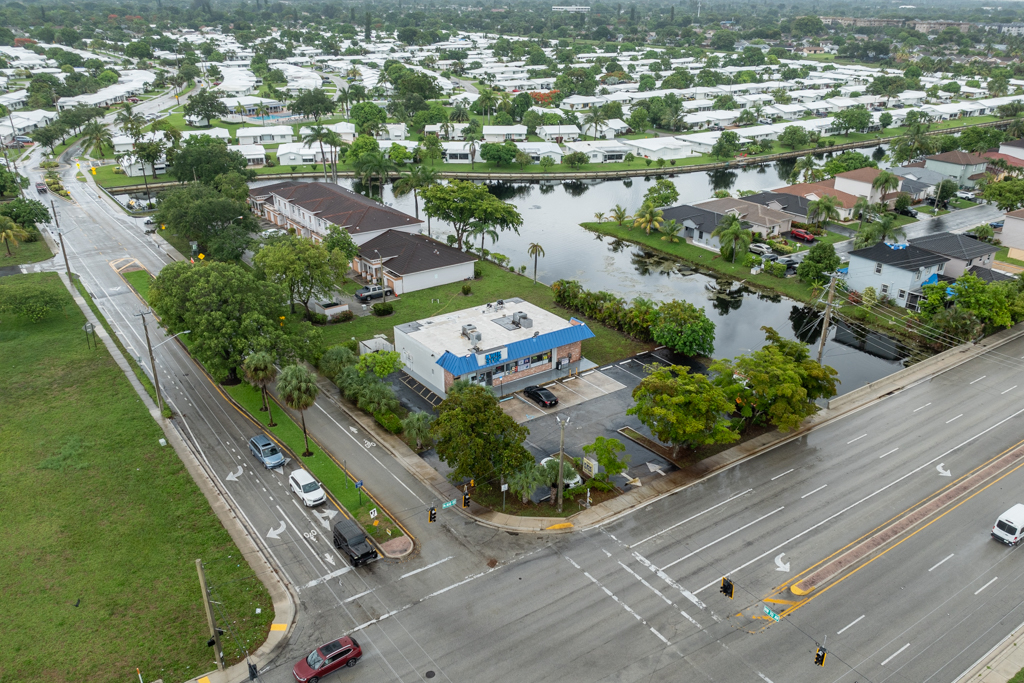 6995 West McNab Road FOR LEASE