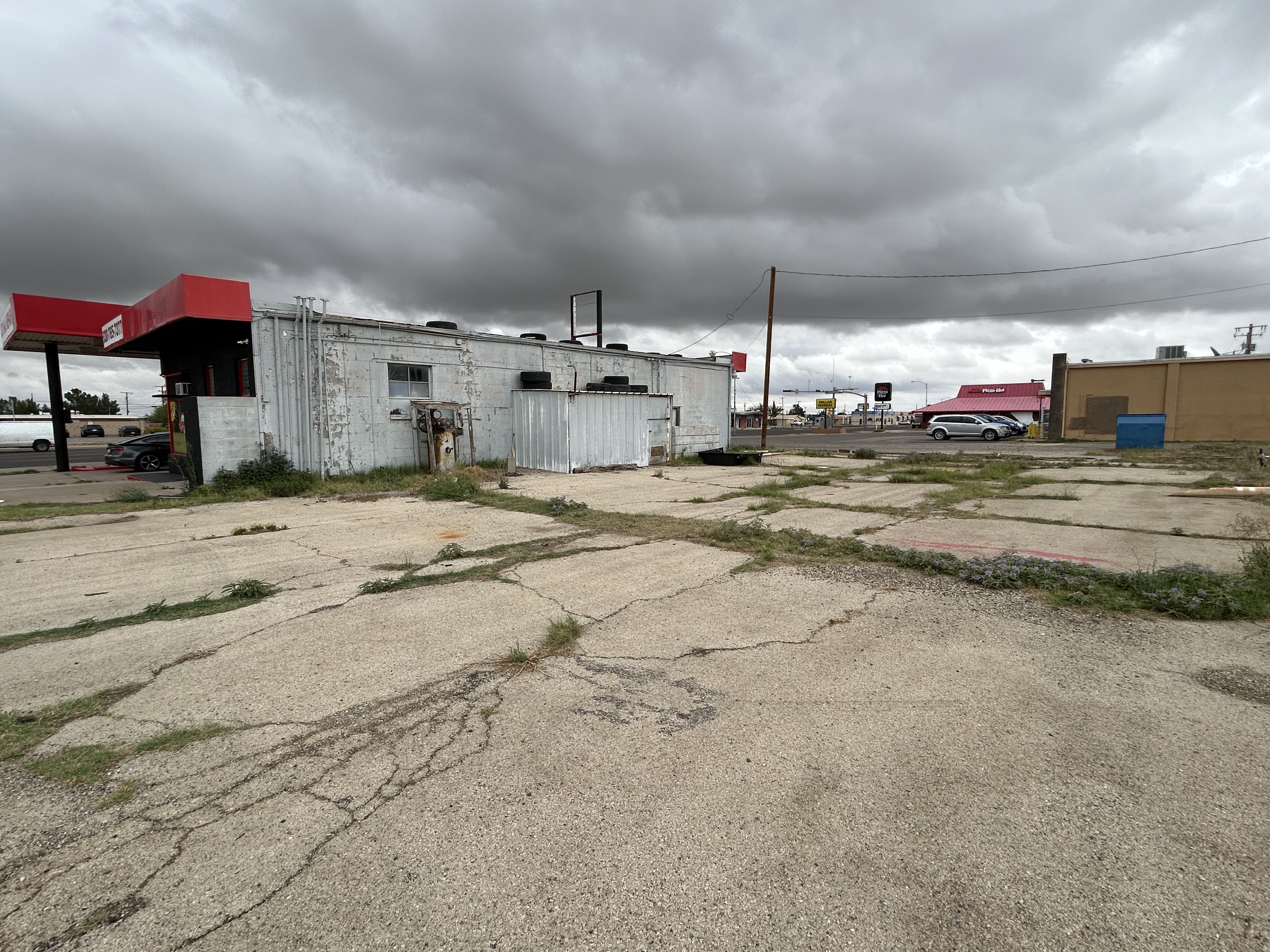 1009 W Dickinson, 1009 West Dickinson Boulevard, Fort Stockton, TX 79735