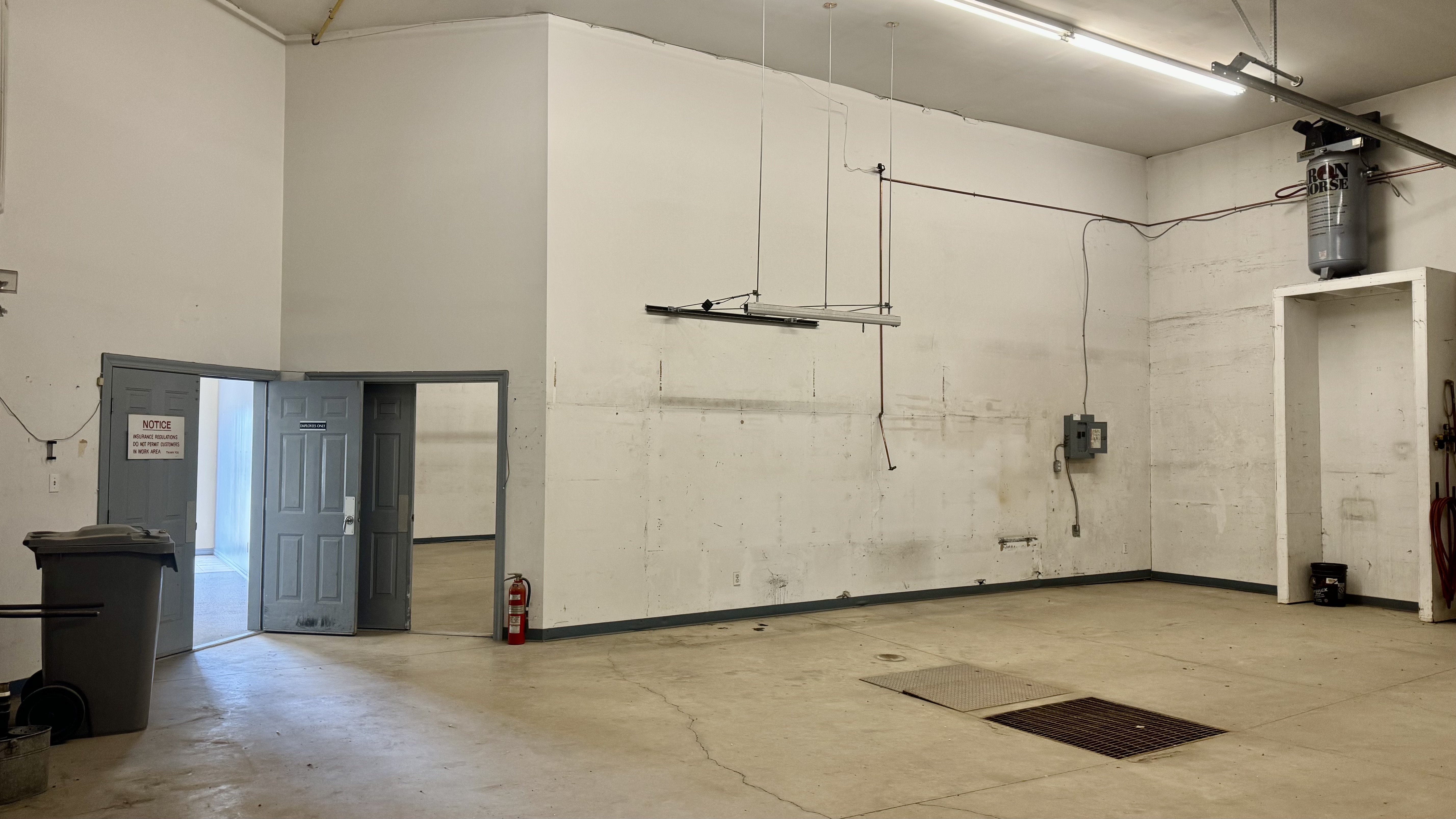 3870 Eastgate Drive, Regina, SK S4Z 1A5, Canada