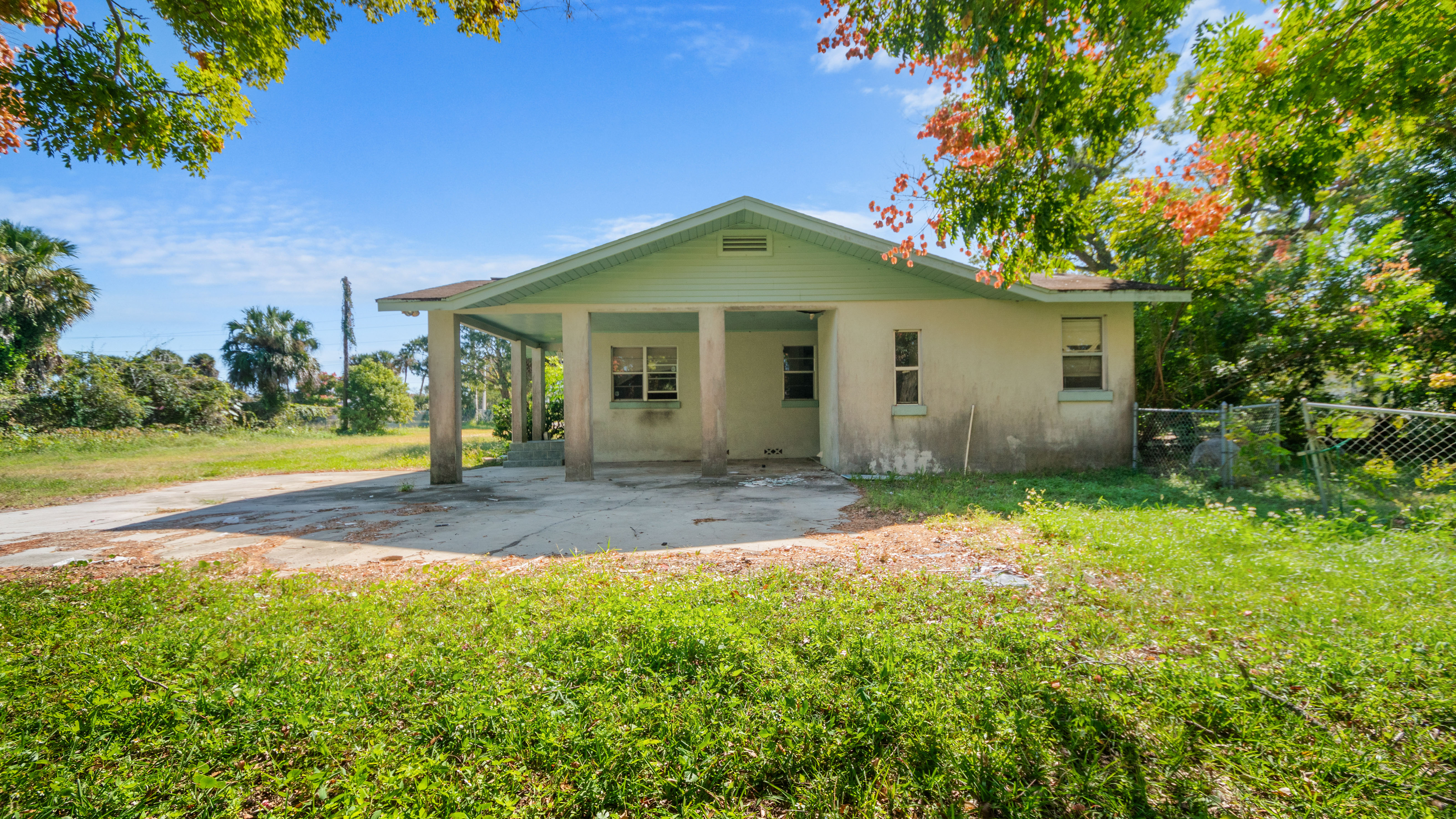 700 Beville Rd, 700 Beville Road, Daytona Beach, FL 32114