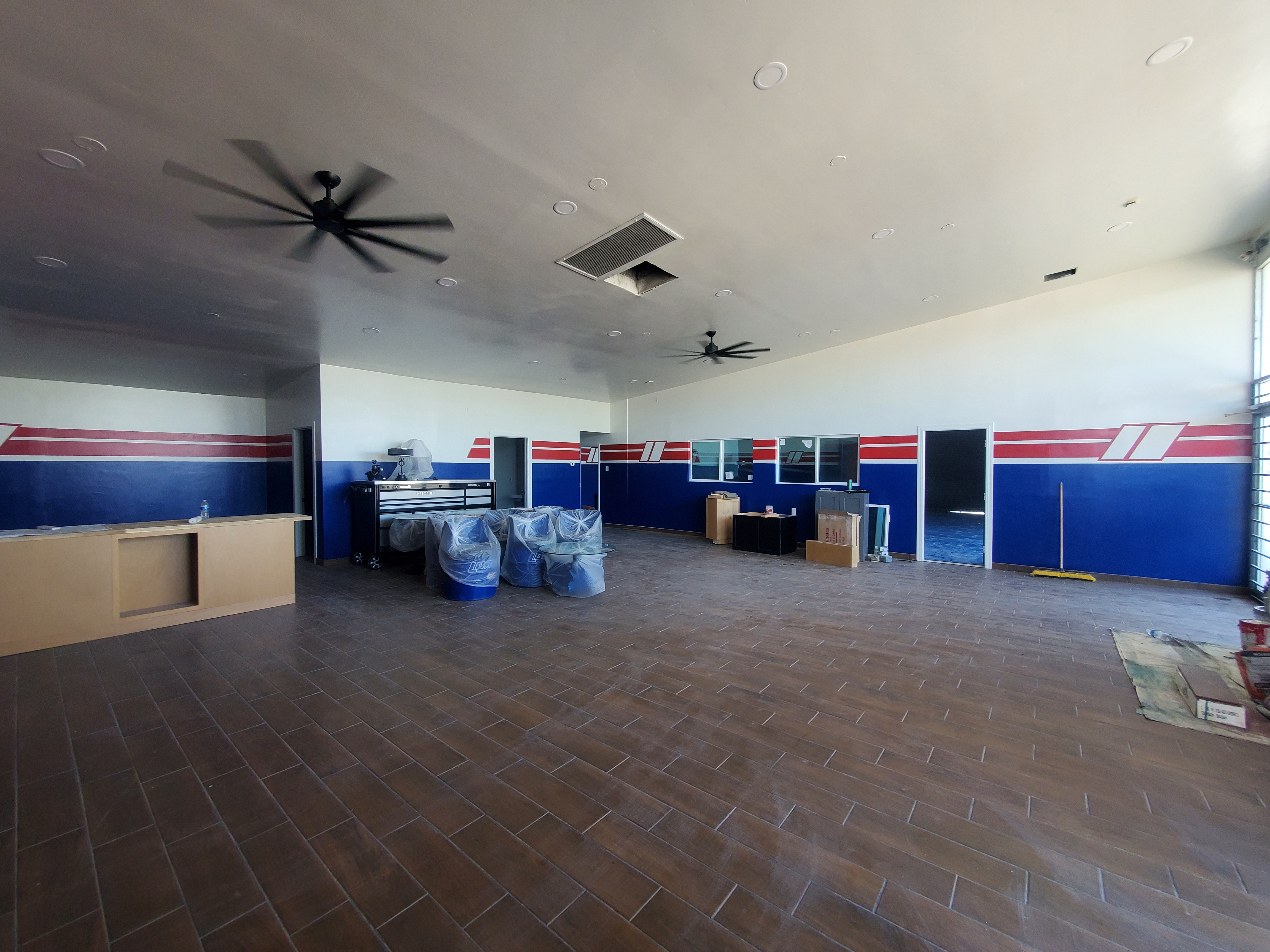 Small Auto Shop for Sale on Bell Rd, Phoenix, 4126 East Bell Road, Phoenix, AZ 85032