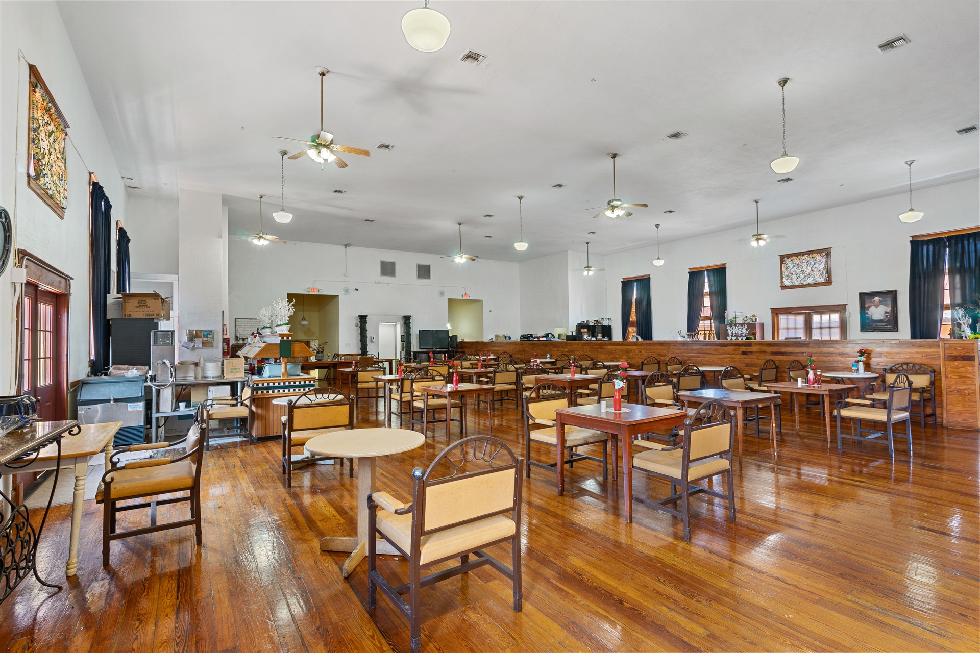 135 Assisted Living Ave, 1401 Magnolia Avenue, Sanford, FL 32771
