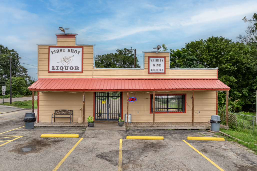 First Shot Liquor, 730 Seydler Street, Gonzales, TX 78629