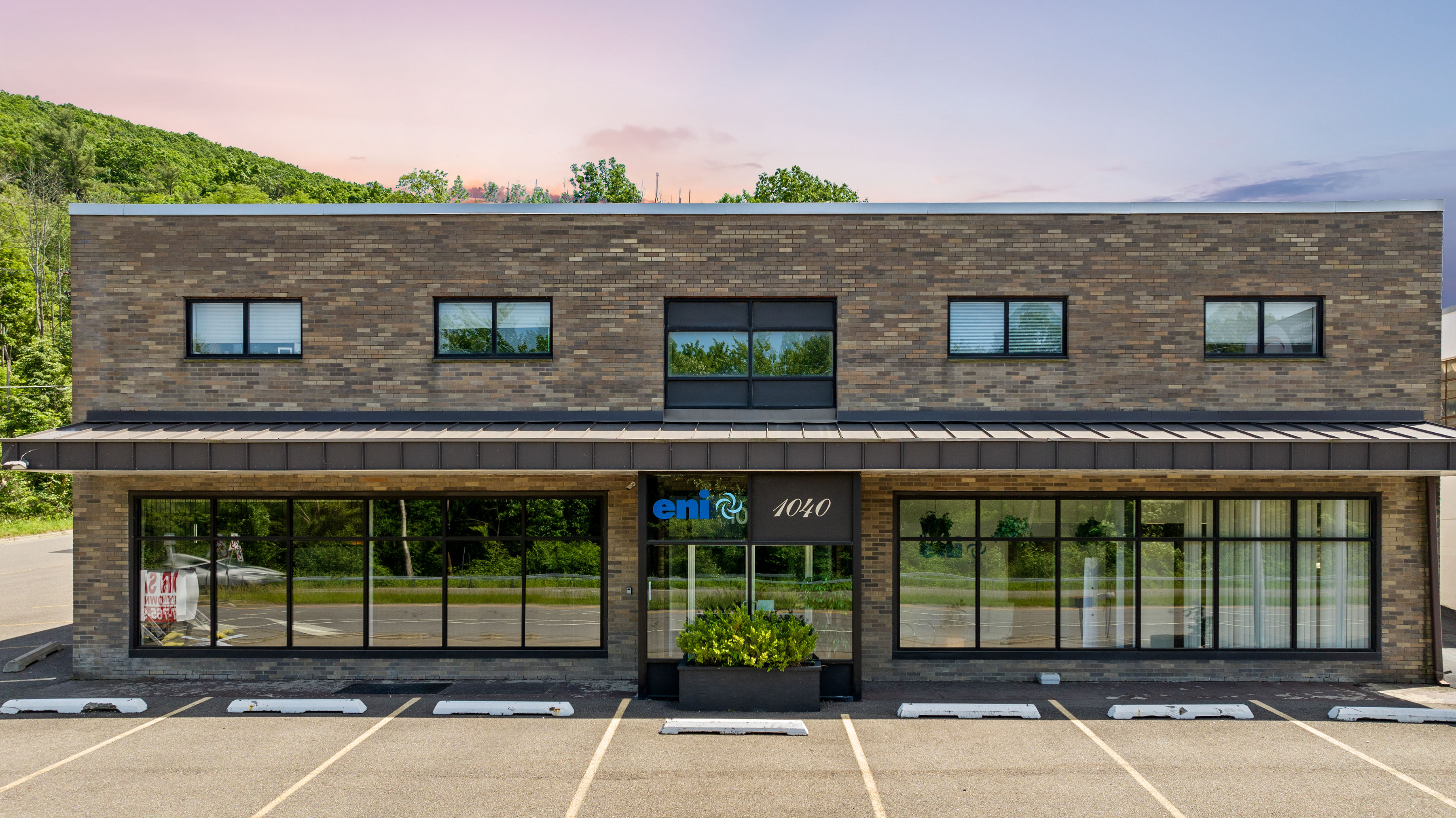 1040 Vestal Parkway East, Vestal, NY