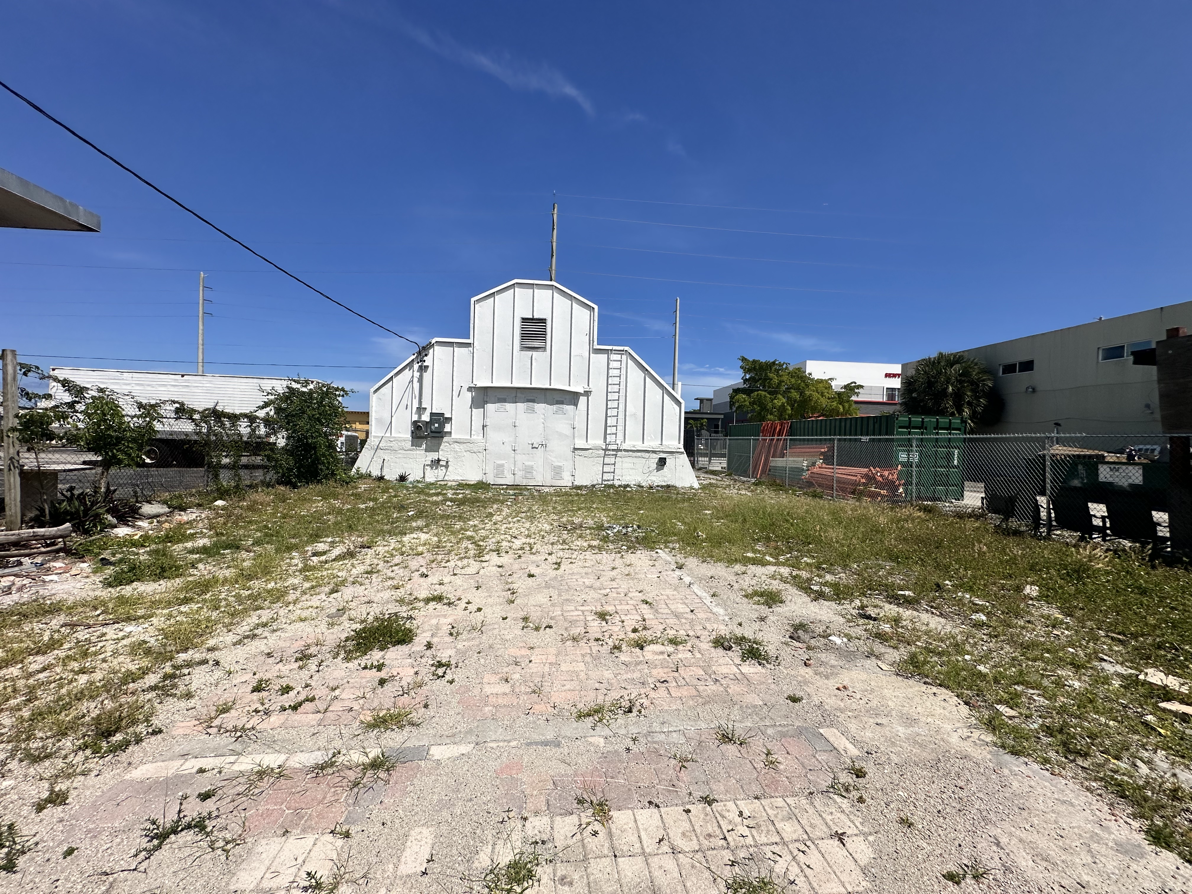 2012 North Dixie Highway, Hollywood, FL 33020
