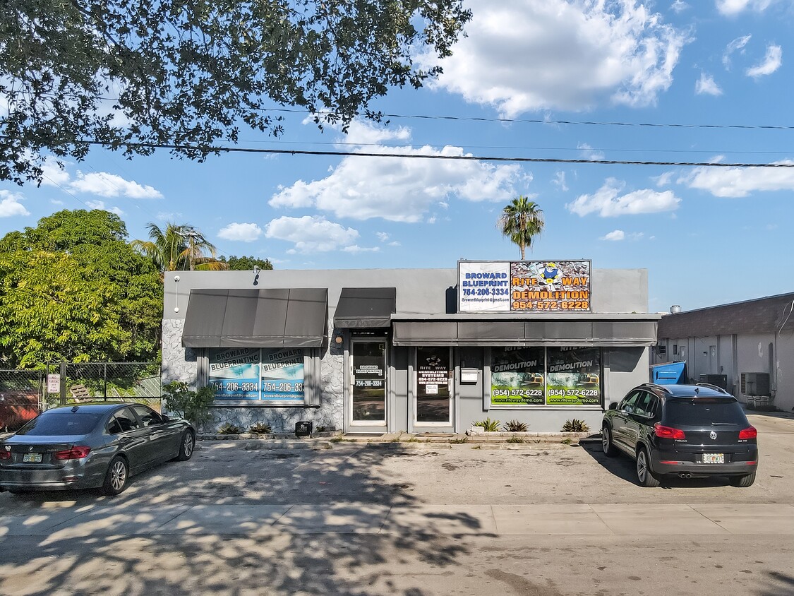 3071 NW 64th Ave, Sunrise, FL 33313, 3071 Northwest 64th Avenue, Sunrise, FL 33313