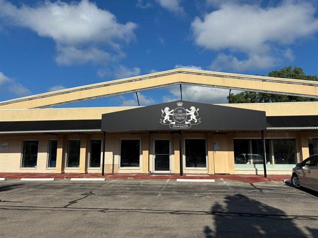 Retail Space for Lease, 5711 Monona Drive, Monona, WI 53716
