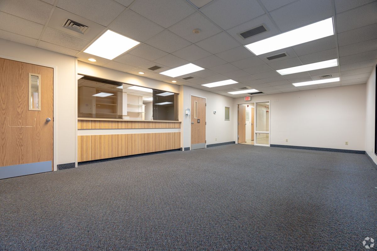 9616 Dixie Hwy , 9616 Dixie Highway, Louisville, KY 40272