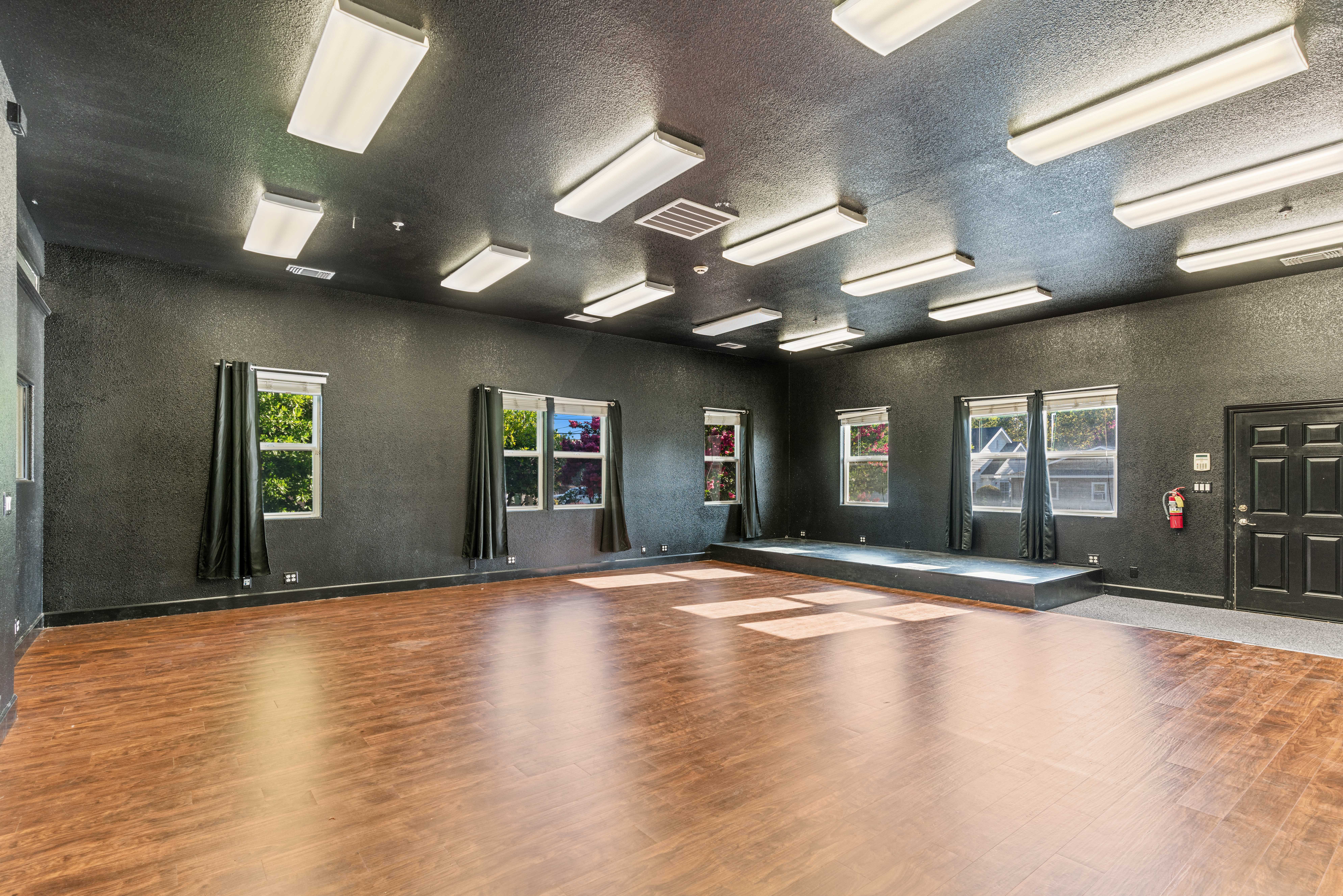 Lincoln, CA, Office Building for sale or lease, 578 E Street, Lincoln, CA 95648