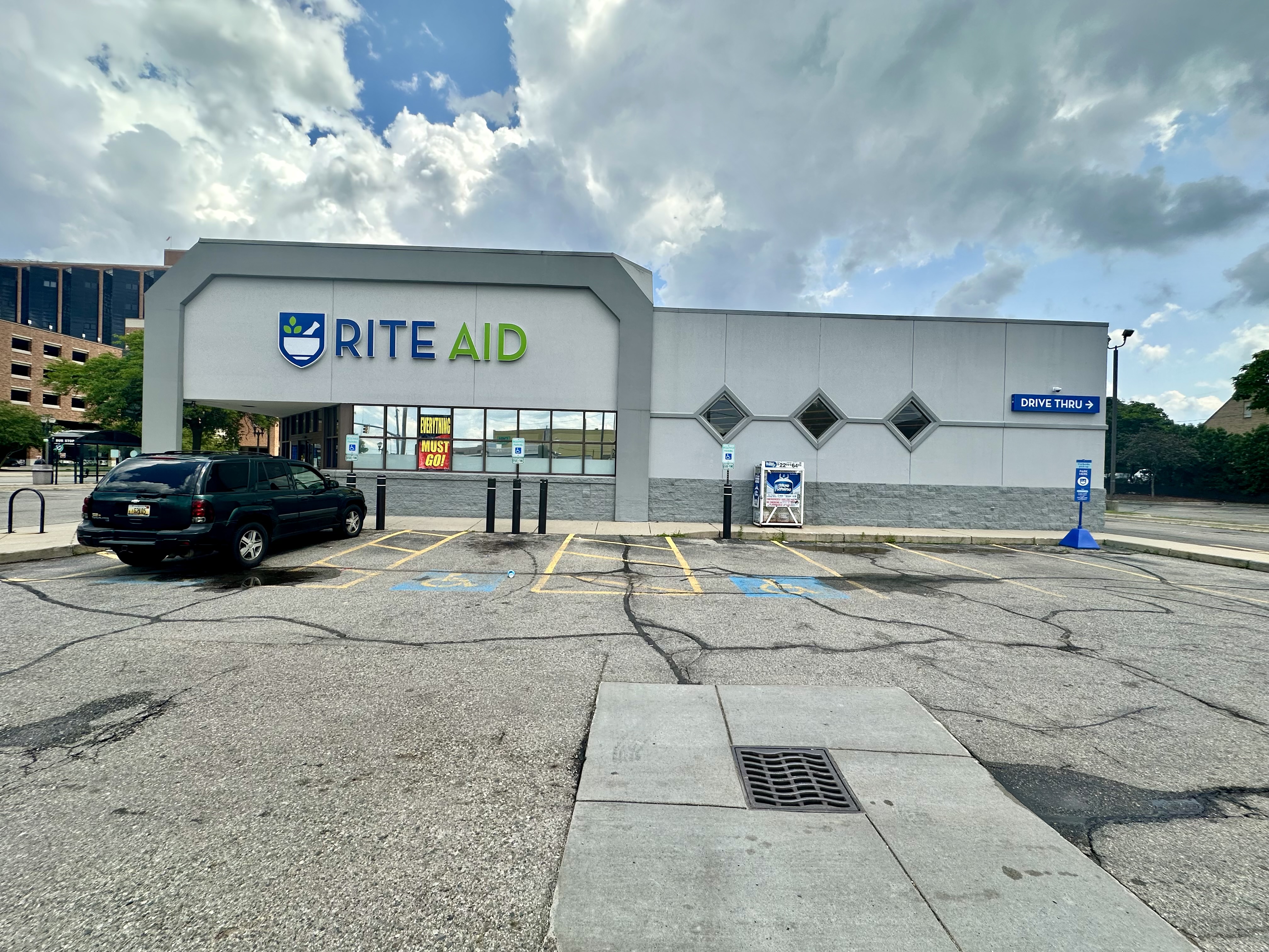 Former Rite Aid at Sparrow U of M Health System Lansing, 1004 East Michigan Avenue, Lansing, MI 48912