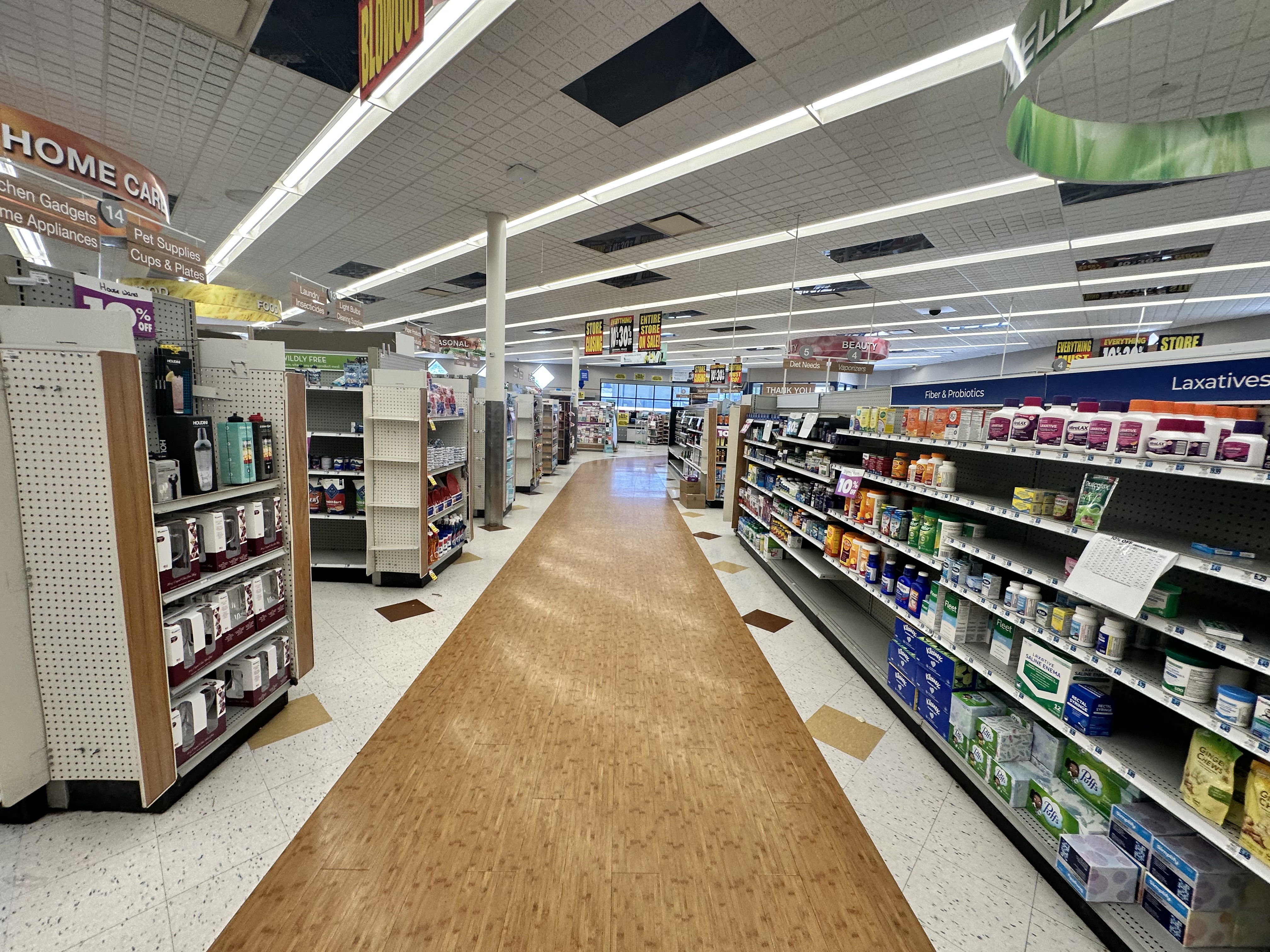 Former Rite Aid at Sparrow U of M Health System Lansing, 1004 East Michigan Avenue, Lansing, MI 48912