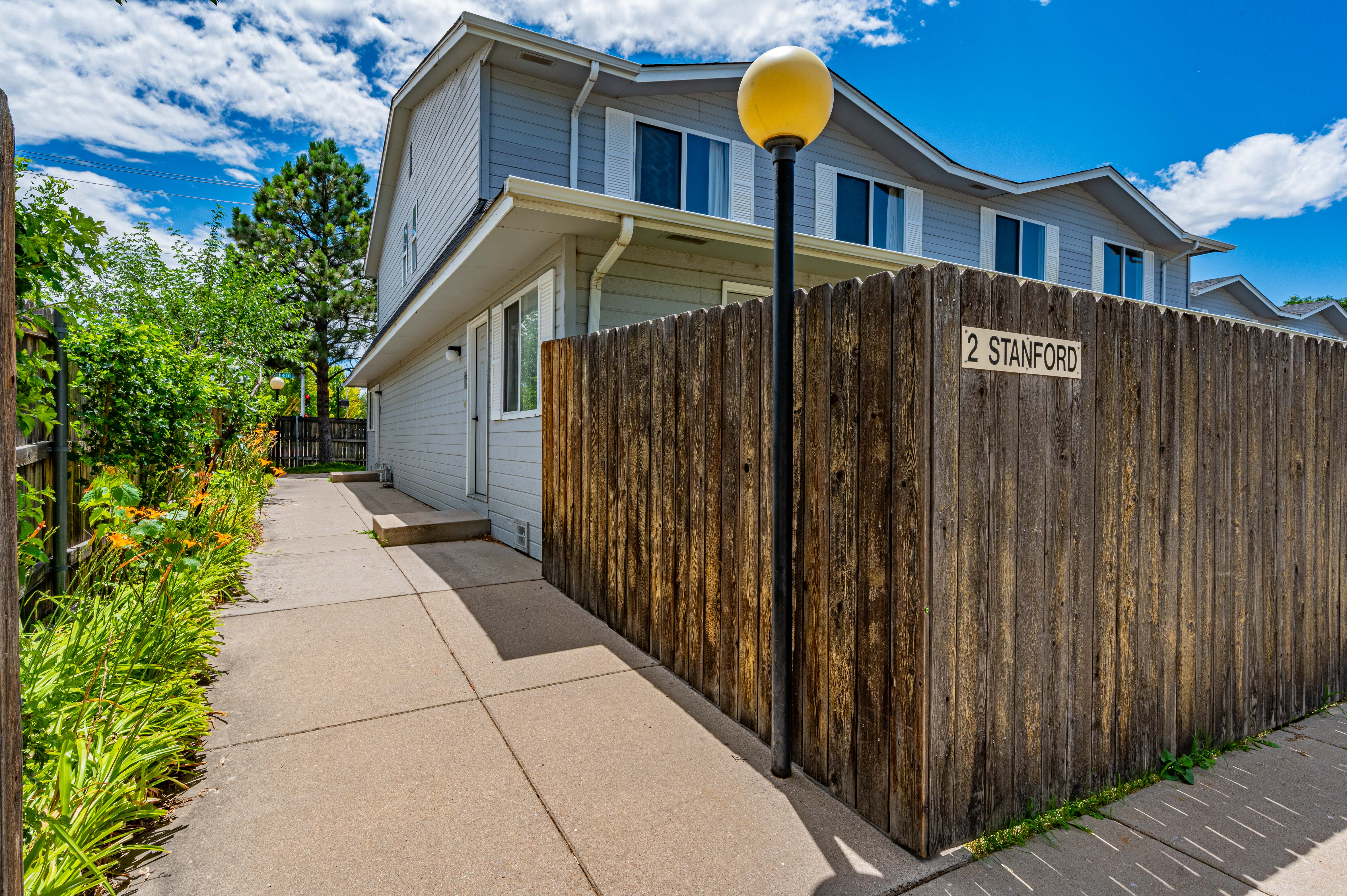 Stanford Apartments, 2 Stanford Avenue, Pueblo, CO 81005