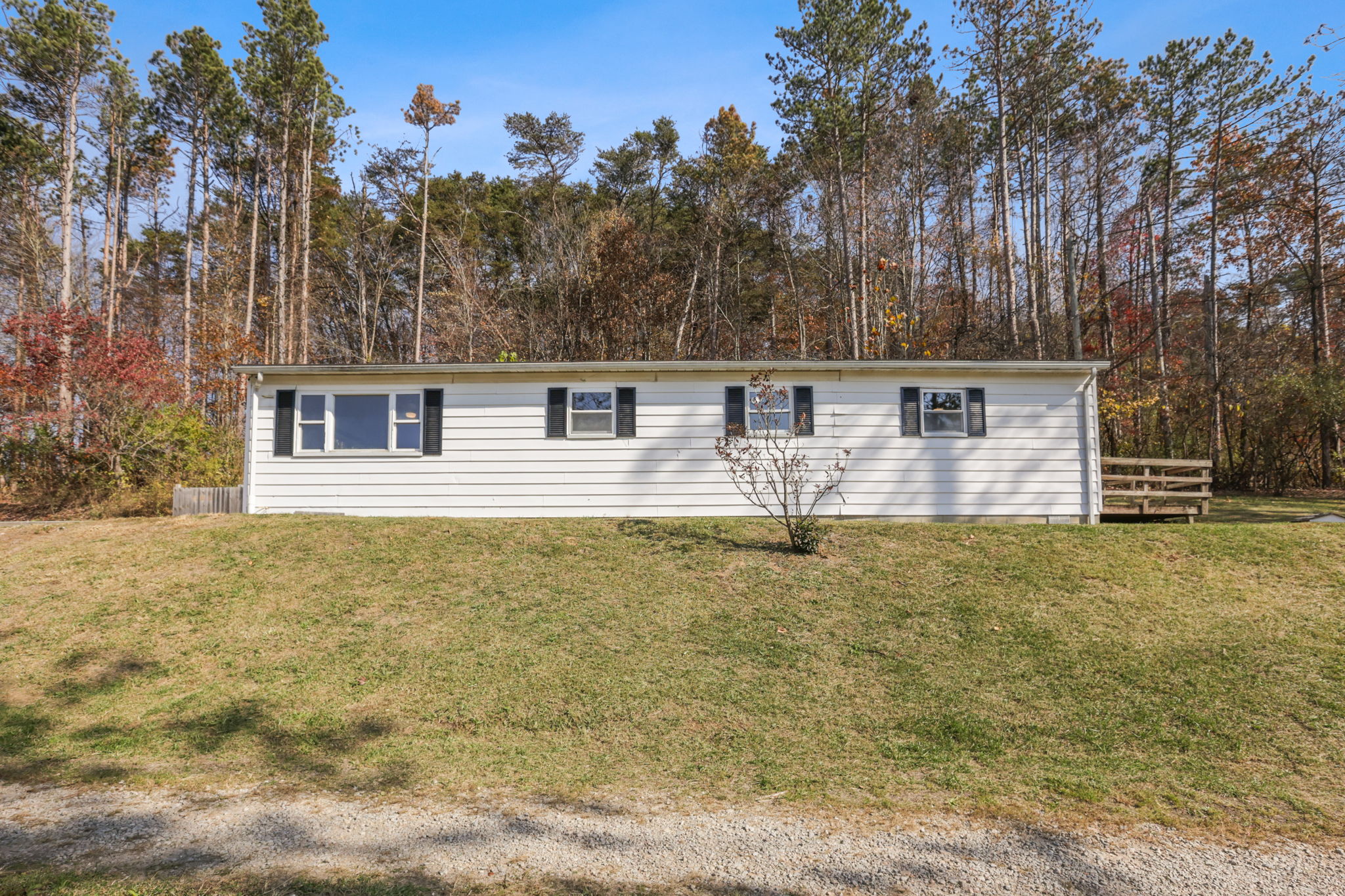 The Jack Pines on Old McArthur, 15050 Old McArthur Road, Logan, OH 43138