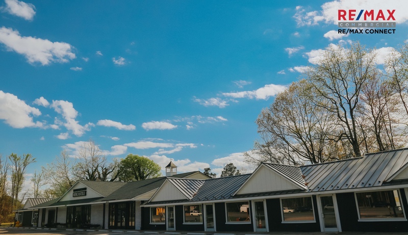 2058 - 2090 George Washington Mem Hwy - Gloucester, 2058 George Washington Memorial Highway, Gloucester Point, VA 23062