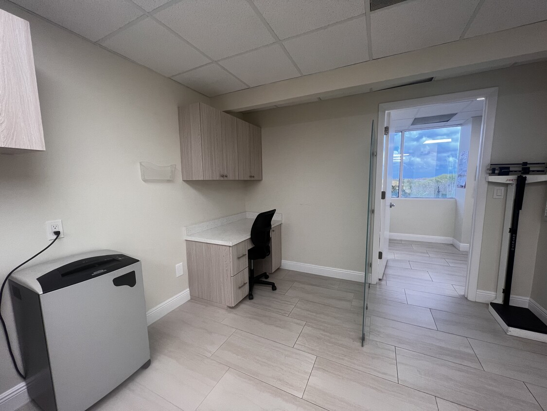 1 Southwest 129th Avenue, Pembroke Pines, FL 33027