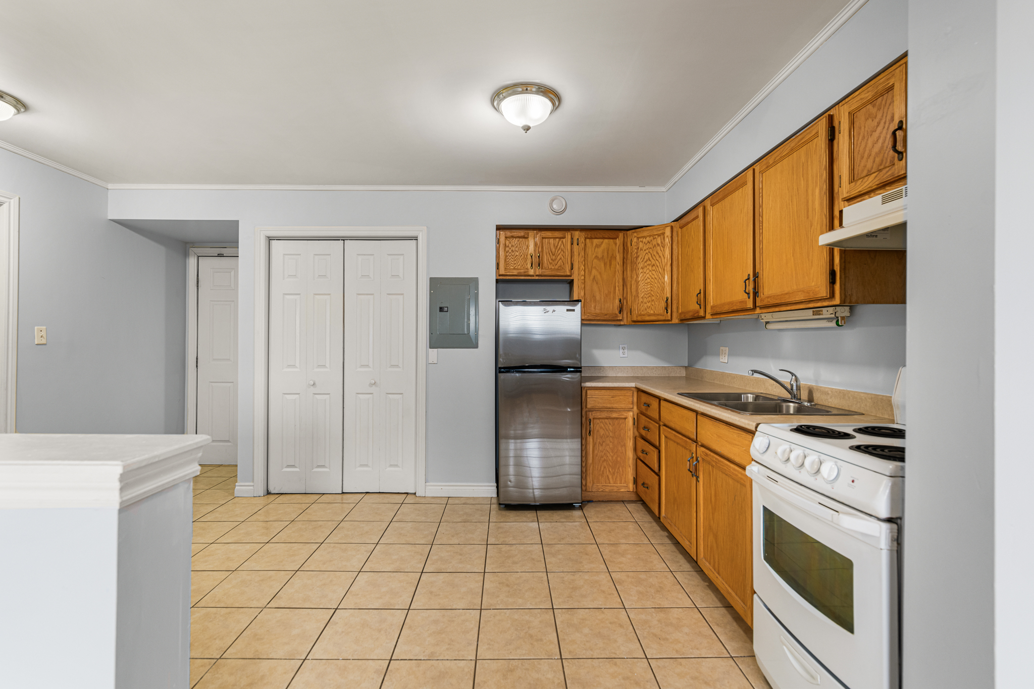 1751 Main , 1751 Main Street, Moncton, NB E1E 1H2, Canada