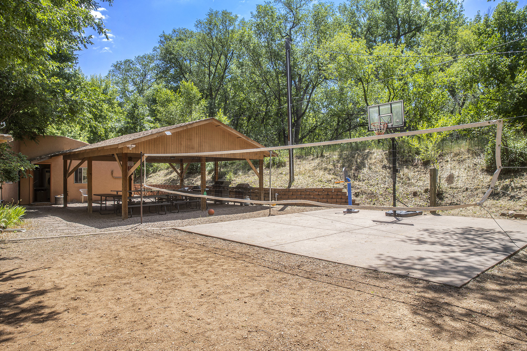 Town-N-Country Cottages, 123 Crystal Park Road, Manitou Springs, CO 80829