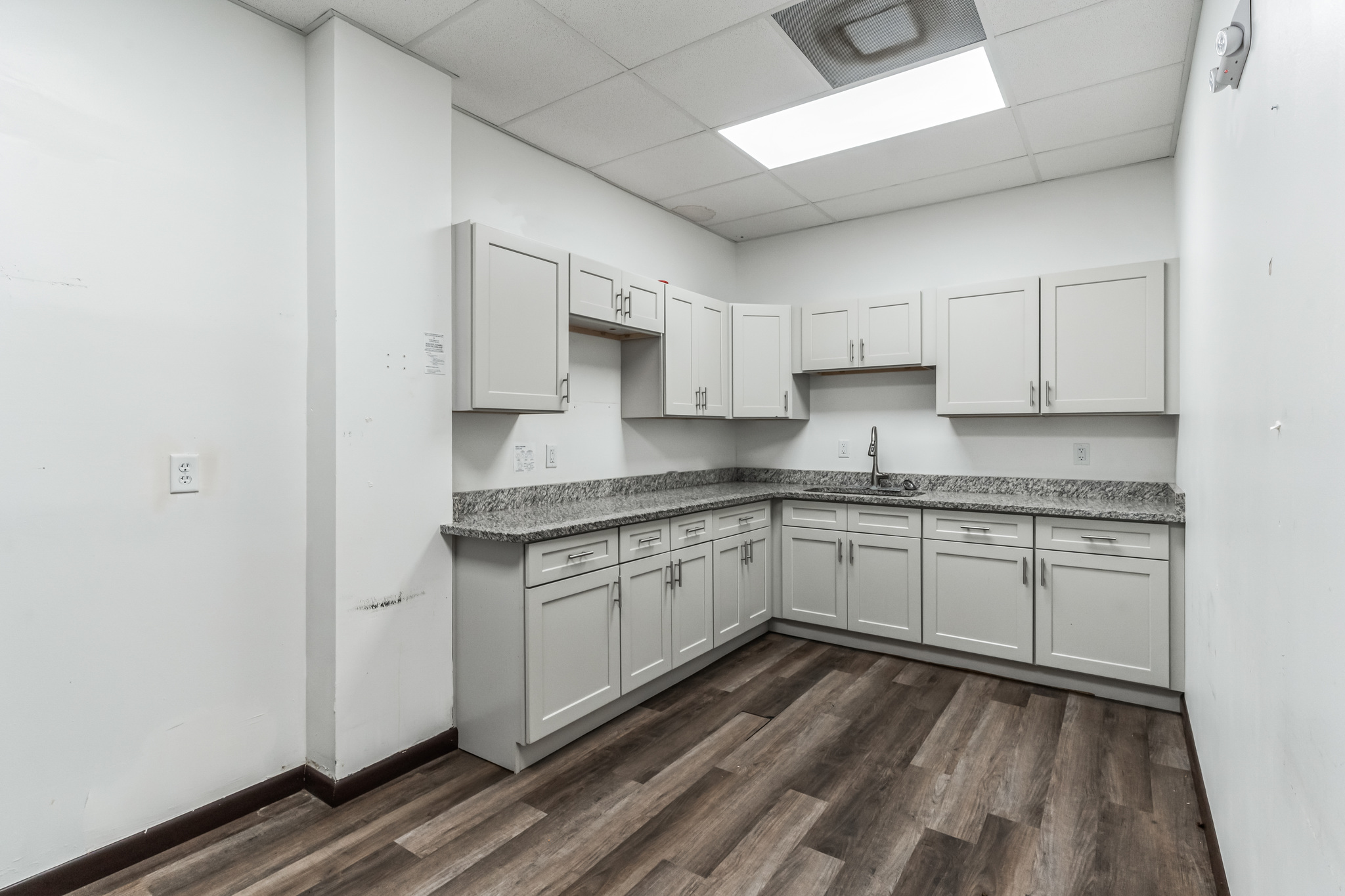 4403 S US Hwy 1, 4403 South US Highway 1, Fort Pierce, FL 34982
