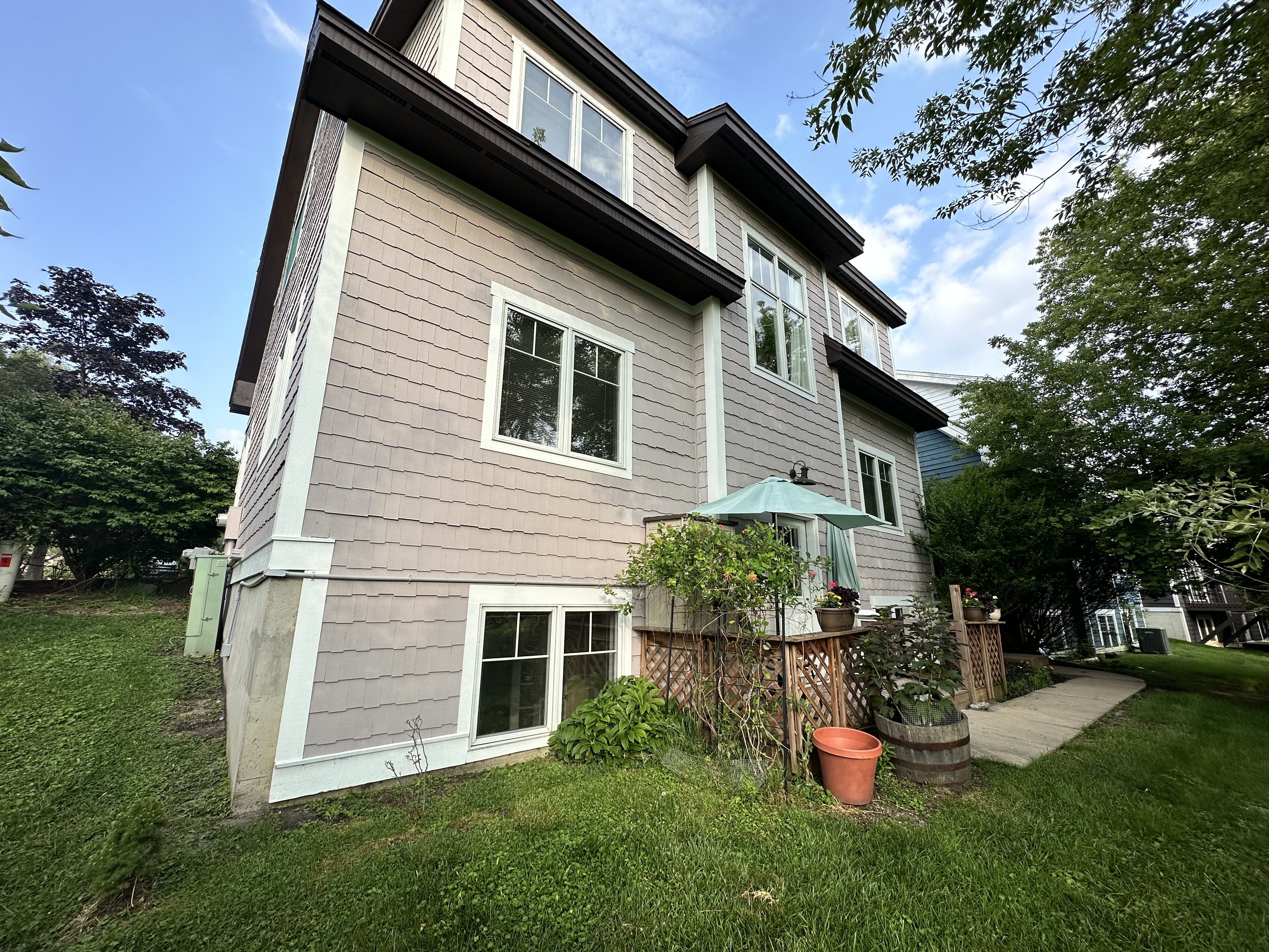 Charming Cottage Office in East Lansing, 3448 East Lake Lansing Road, East Lansing, MI 48823
