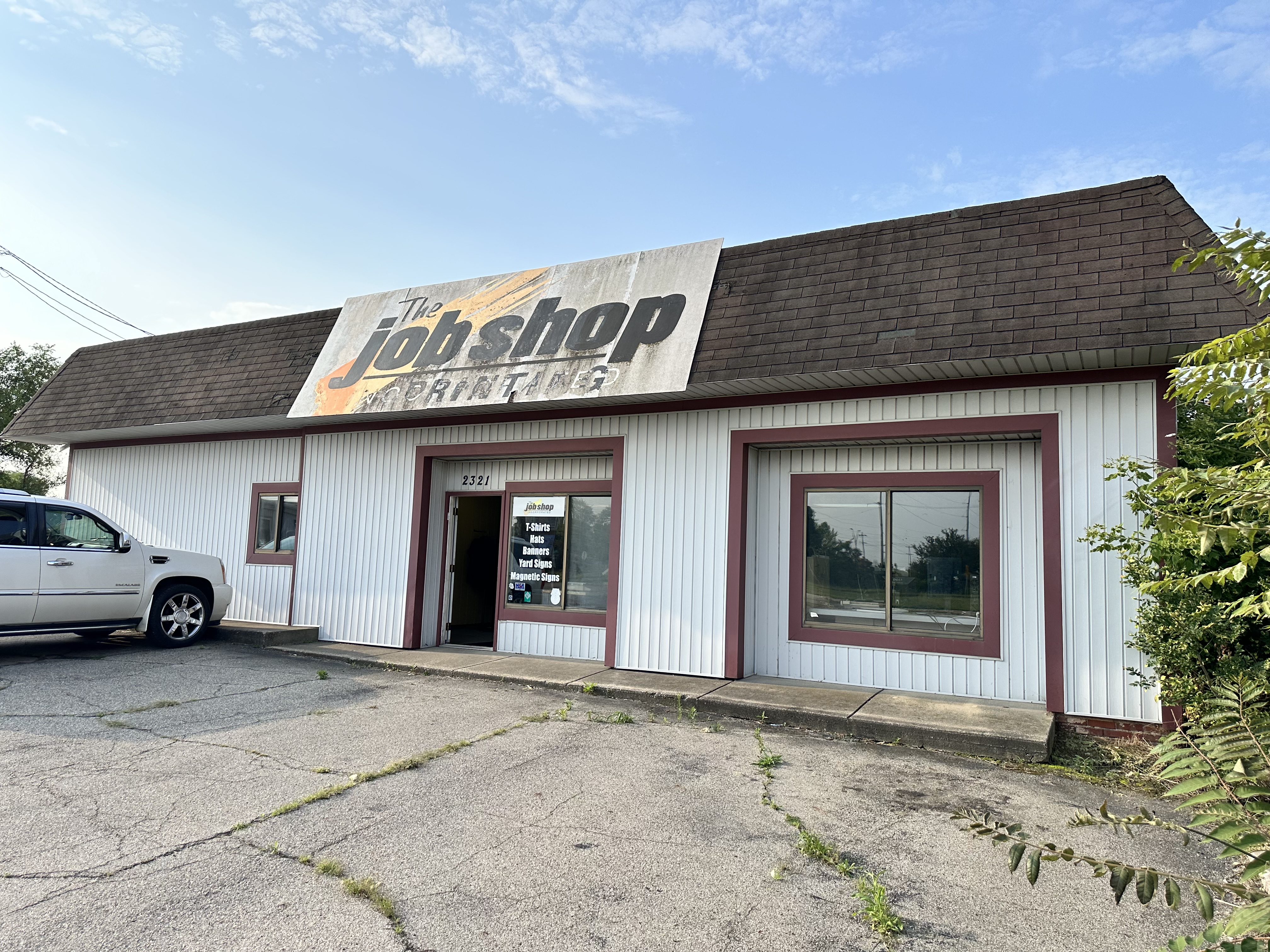 Office Warehouse Lansing For Sale, 2321 West Main Street, Lansing, MI 48917