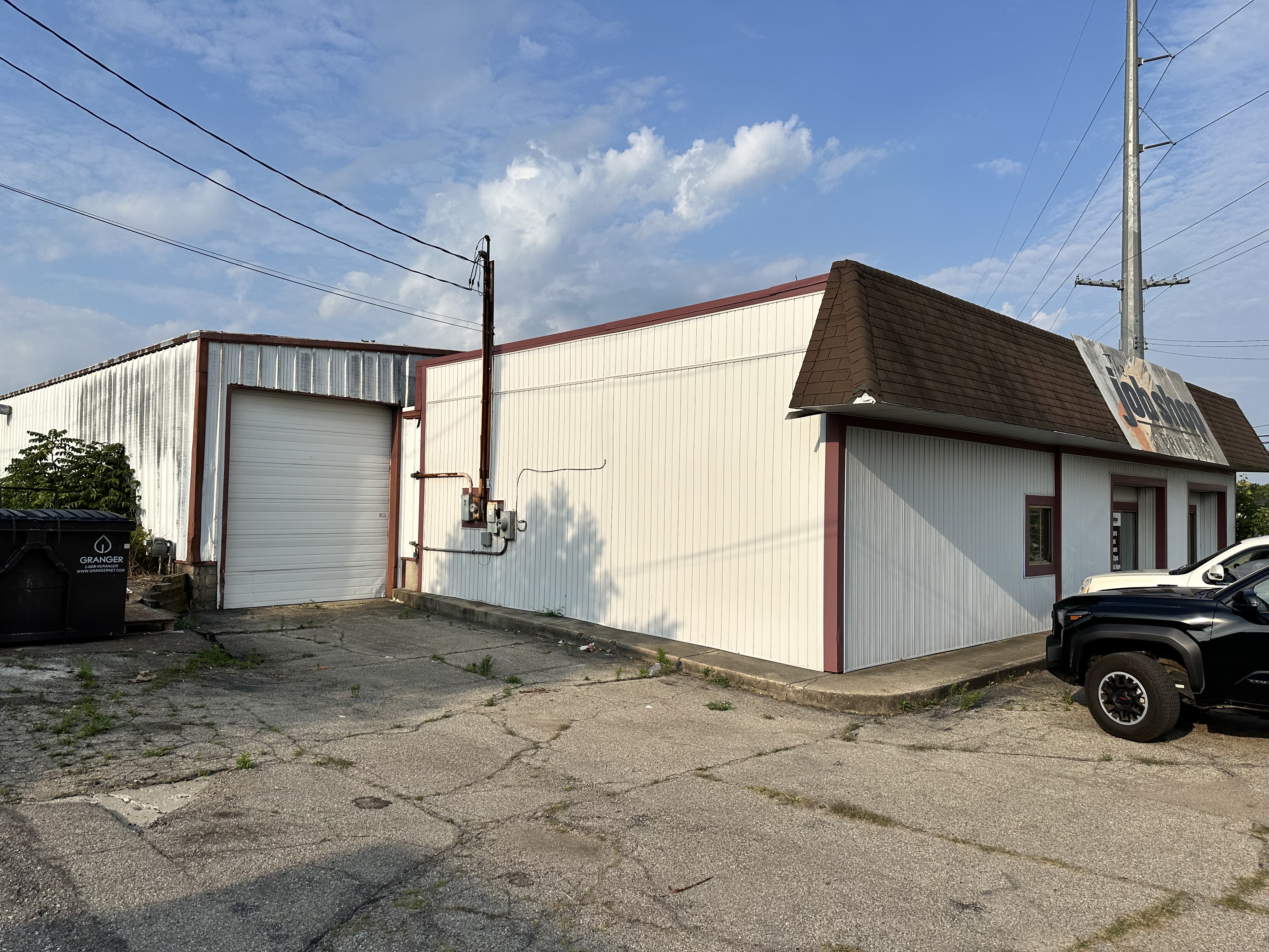 Office Warehouse Lansing For Sale, 2321 West Main Street, Lansing, MI 48917
