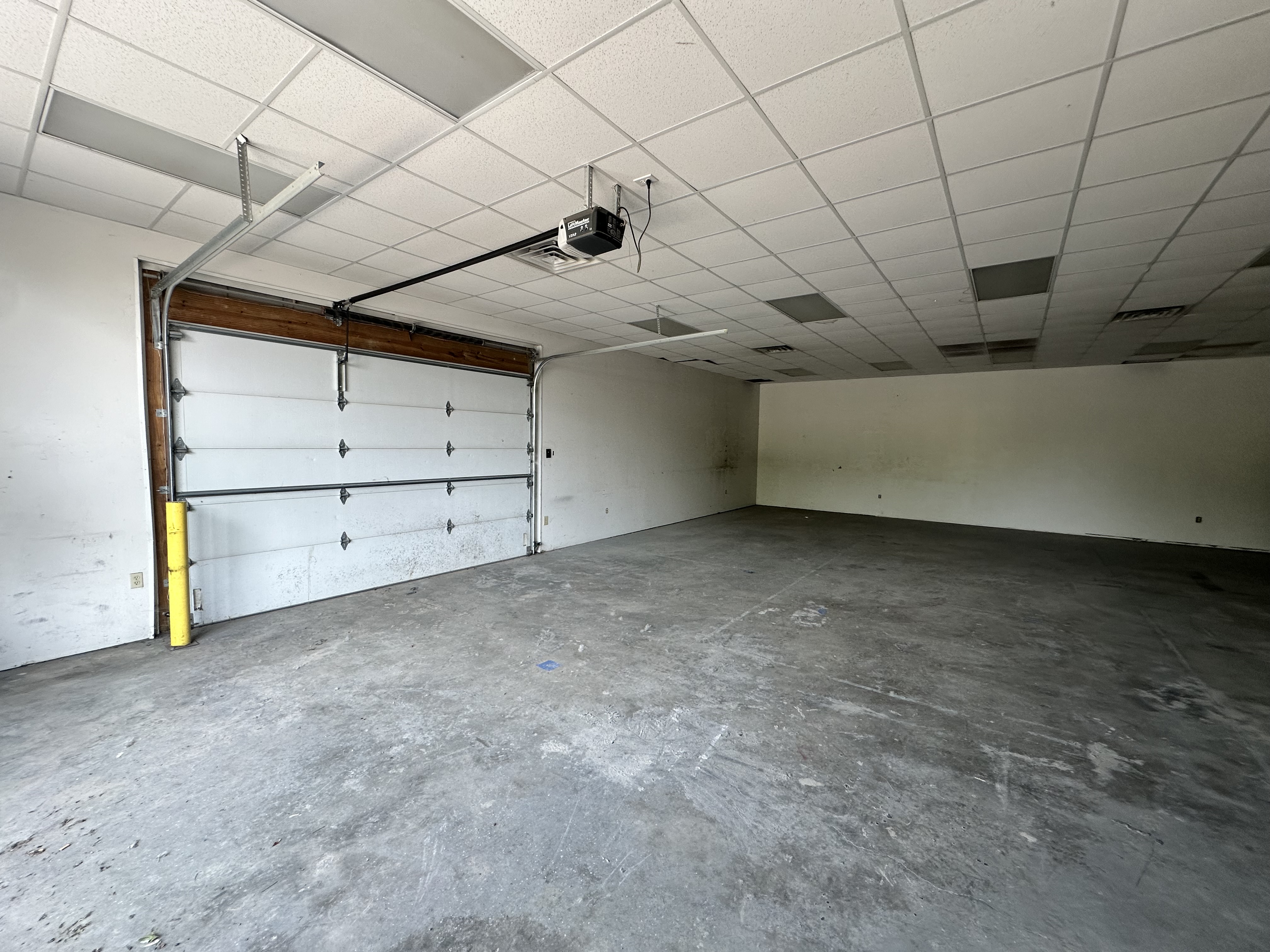 Retail Center in Holt, 2460 North Cedar Street, Holt, MI 48842