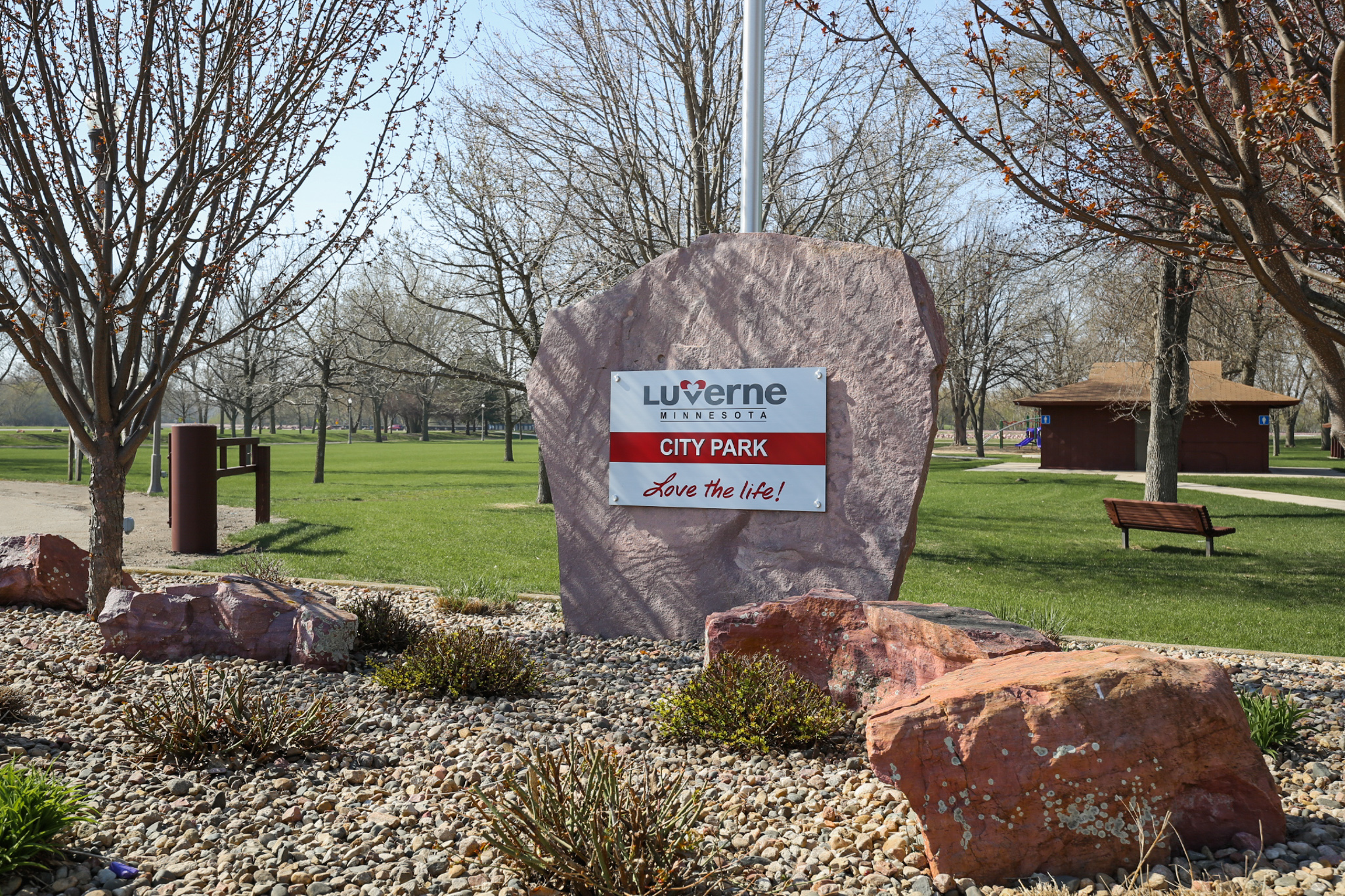 109 E Luverne St - City Centre Apartements, 109 East Luverne Street, Luverne, MN 56156