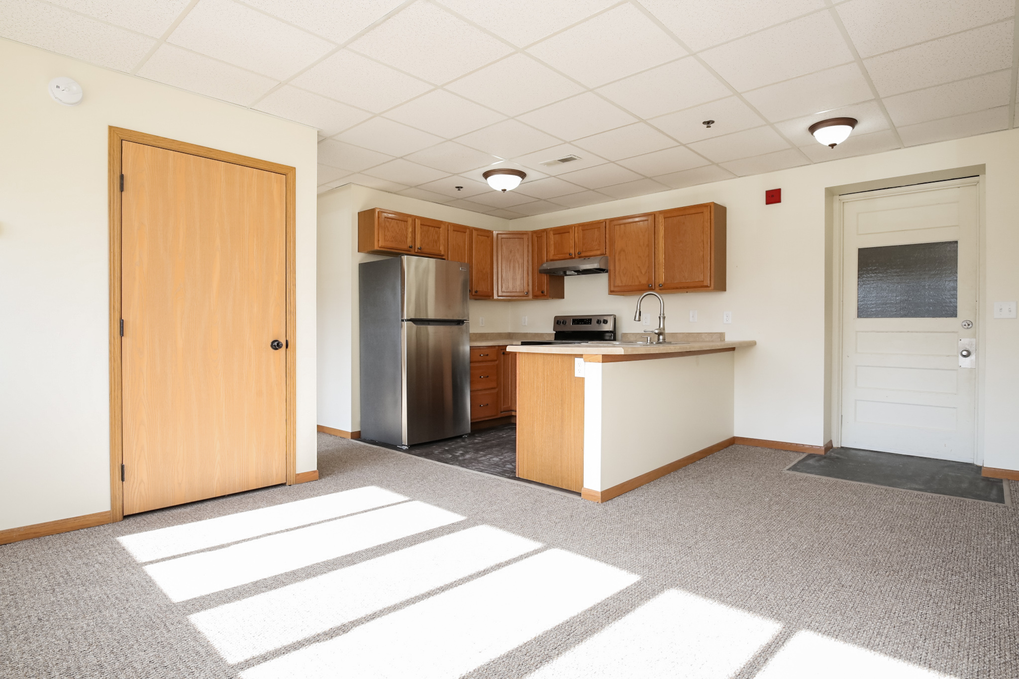 109 E Luverne St - City Centre Apartements, 109 East Luverne Street, Luverne, MN 56156