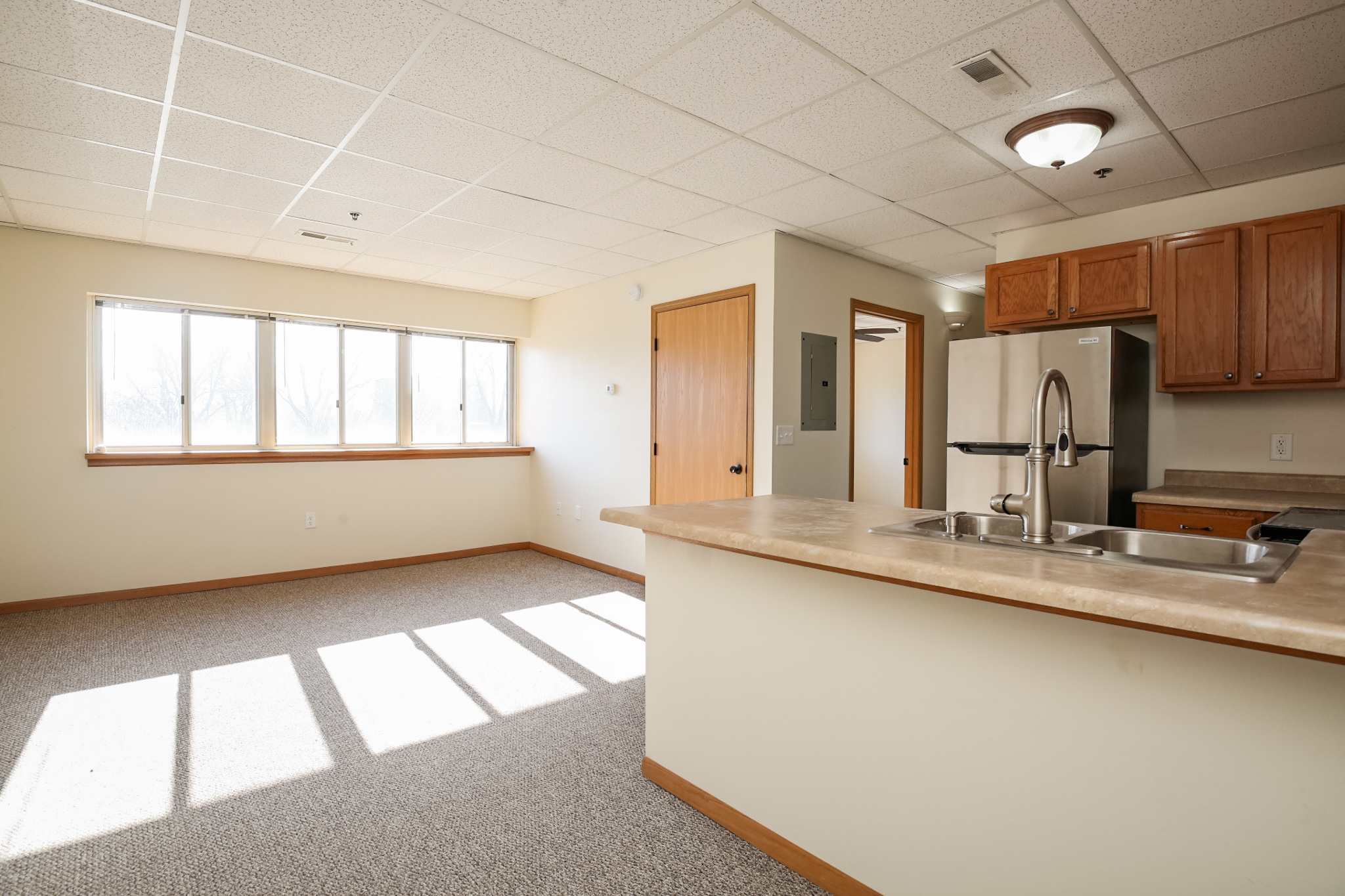 109 E Luverne St - City Centre Apartements, 109 East Luverne Street, Luverne, MN 56156