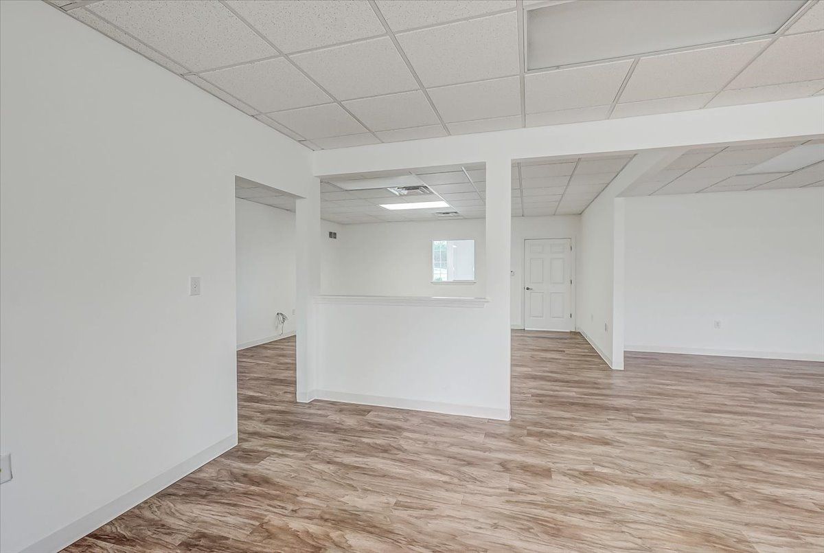 6001 Claymont Village Dr, Ste 3 & 4, 6001 Claymont Village Drive, Crestwood, KY 40014