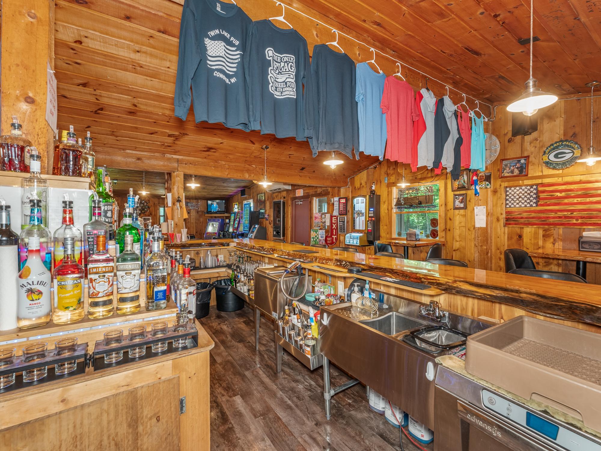 Twin Lake Pub, 3894 Twin Lake Road, Conover, WI 54519