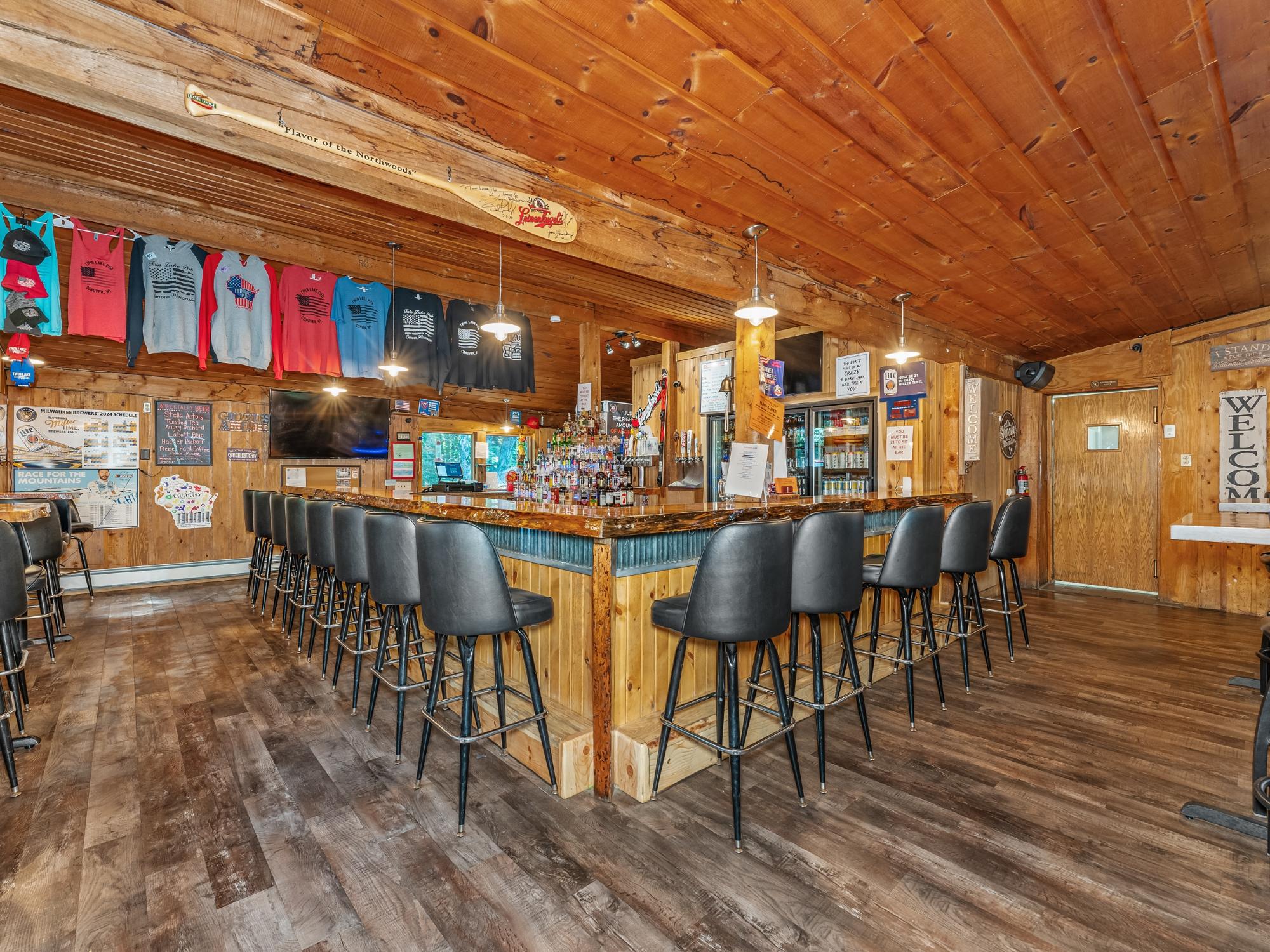 Twin Lake Pub, 3894 Twin Lake Road, Conover, WI 54519