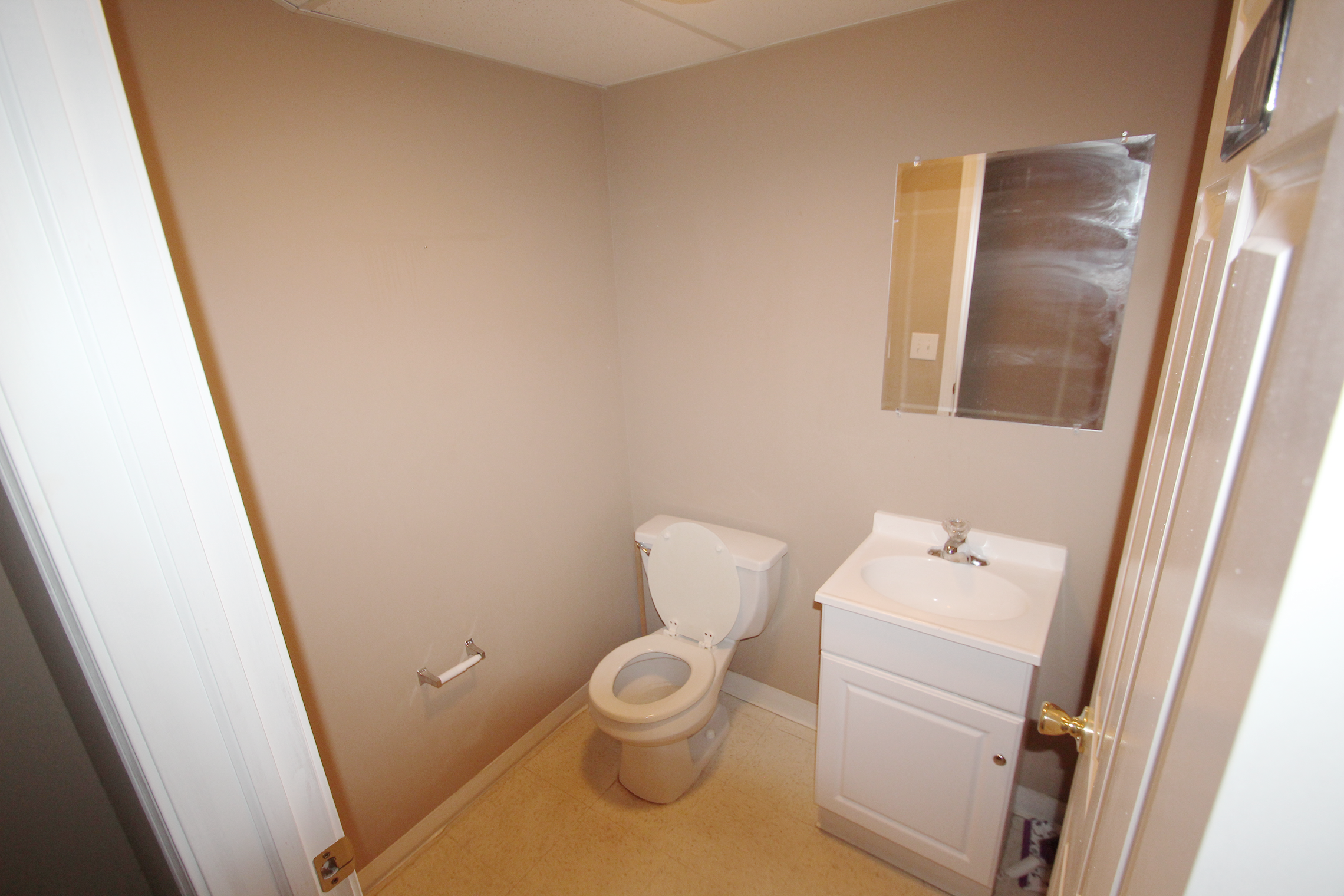 150 East Sprague Road, Broadview Heights, OH 44147