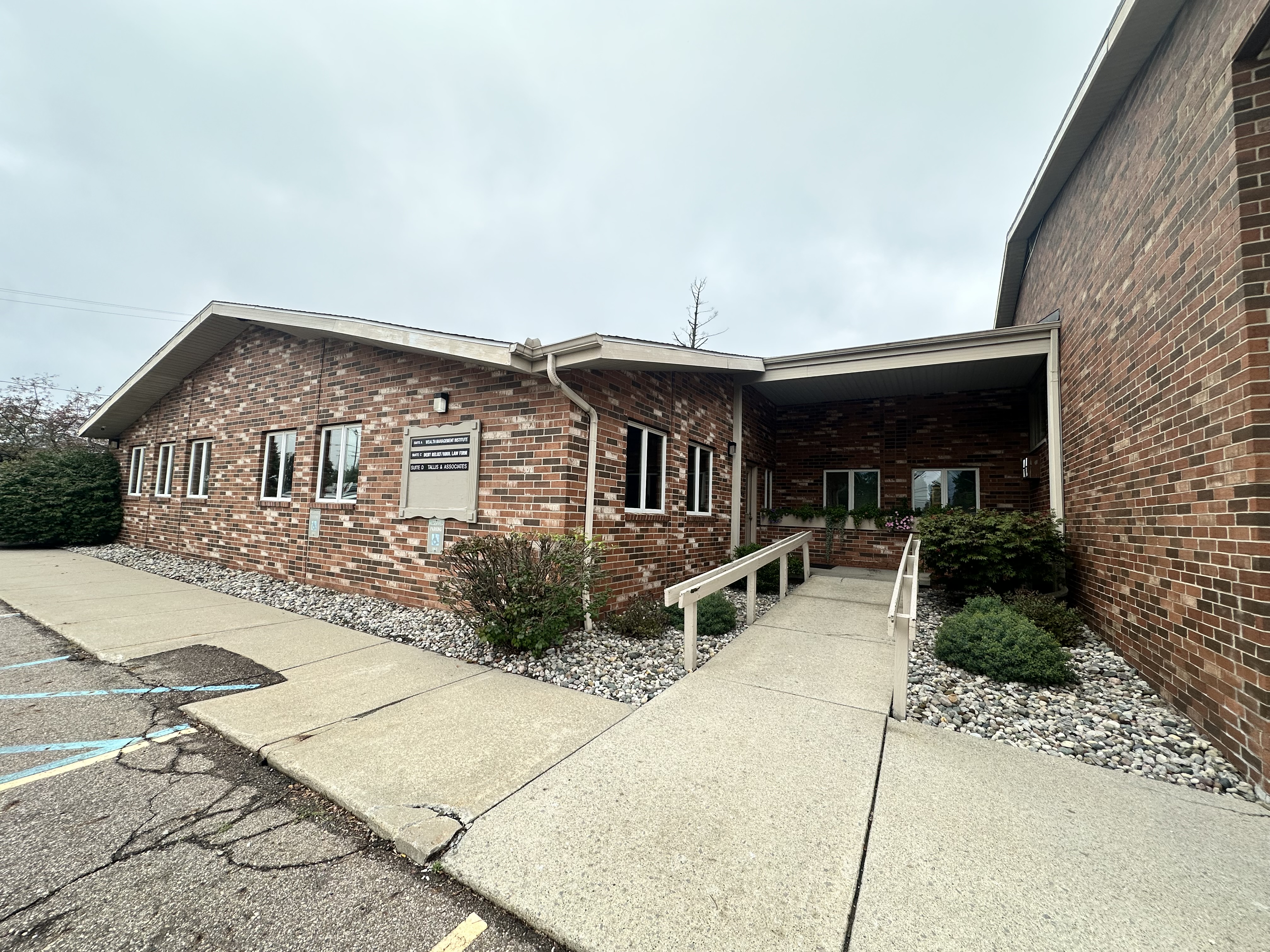 Professional Office Suite on West Saginaw near Lansing Mall, 4710 West Saginaw Highway, Lansing, MI 48917