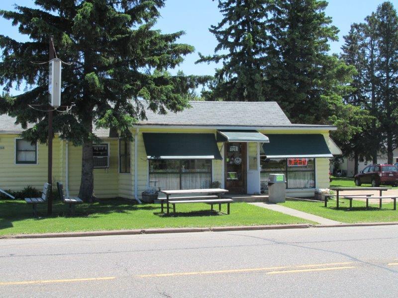Elcho Ice Cream Shoppe, N11163 U.S. 45, Elcho, WI 54428