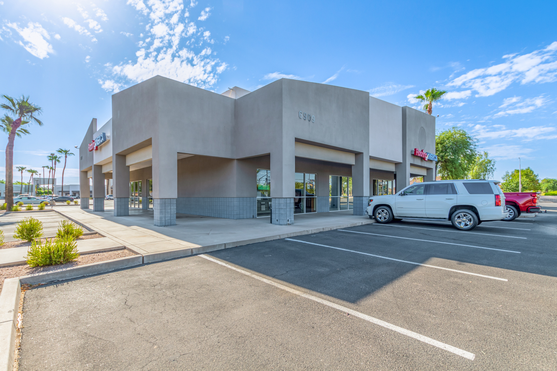 6909 W Ray Rd - Retail Storefront For Sale, 6909 West Ray Road, Chandler, AZ 85226