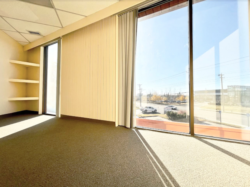 High Exposure Second Floor Office Space, 5405 99 Street Northwest, Edmonton, AB T6E 0A9, Canada