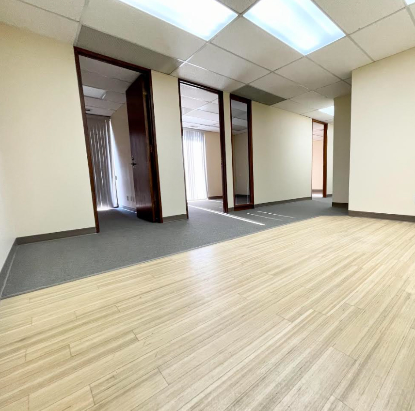 High Exposure Second Floor Office Space, 5405 99 Street Northwest, Edmonton, AB T6E 0A9, Canada
