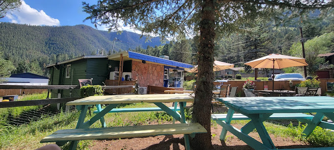 Fern's Diner - Turn-Key Restaurant Cascade, CO, 4645 Fountain Avenue, Cascade-Chipita Park, CO 80809