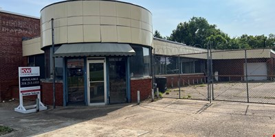 Multi-Use Property on Texas Ave