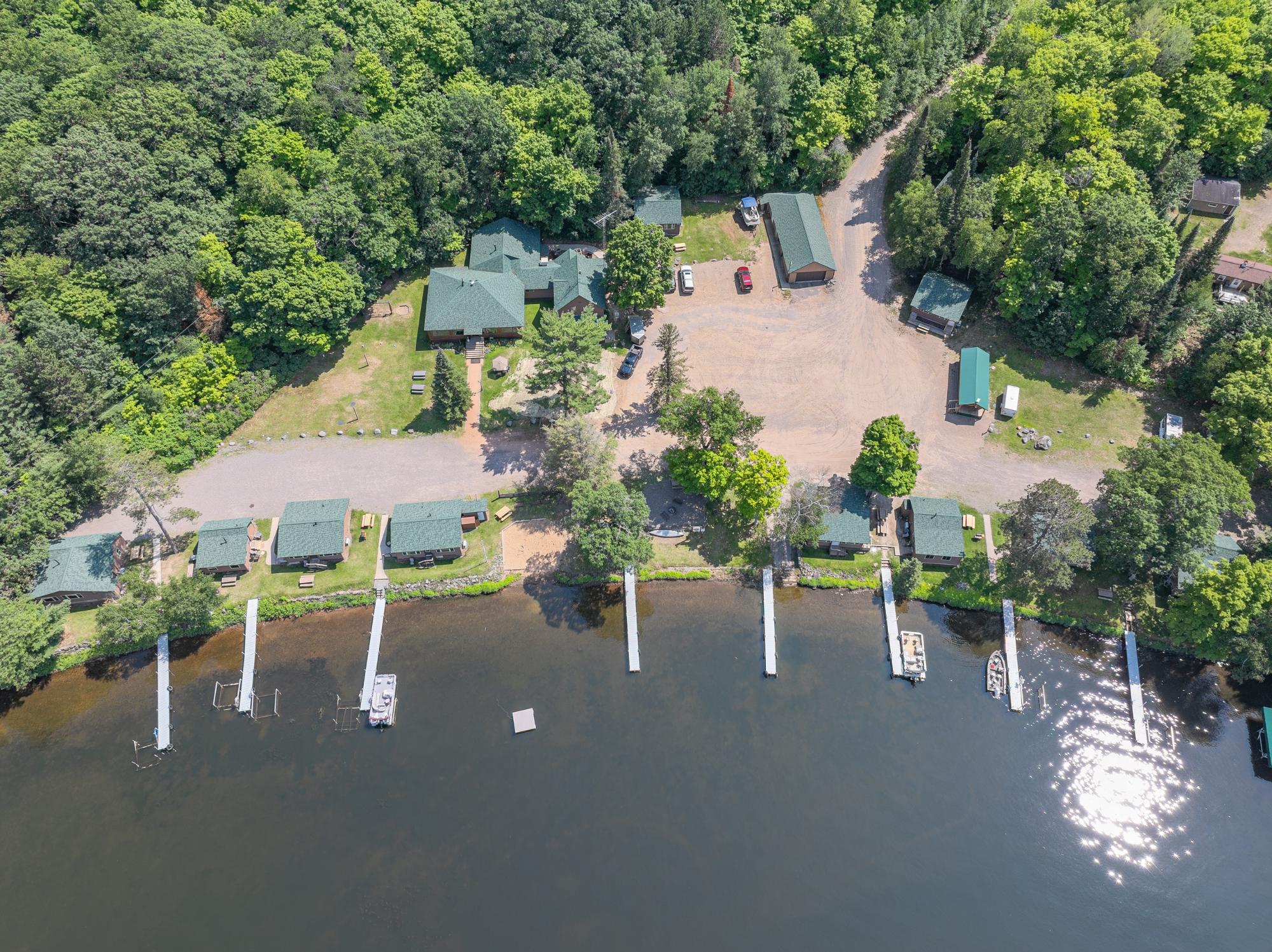 Phelps Hillside Resort LLC, 5724 Hillside Resort Trl, Phelps, WI 54554